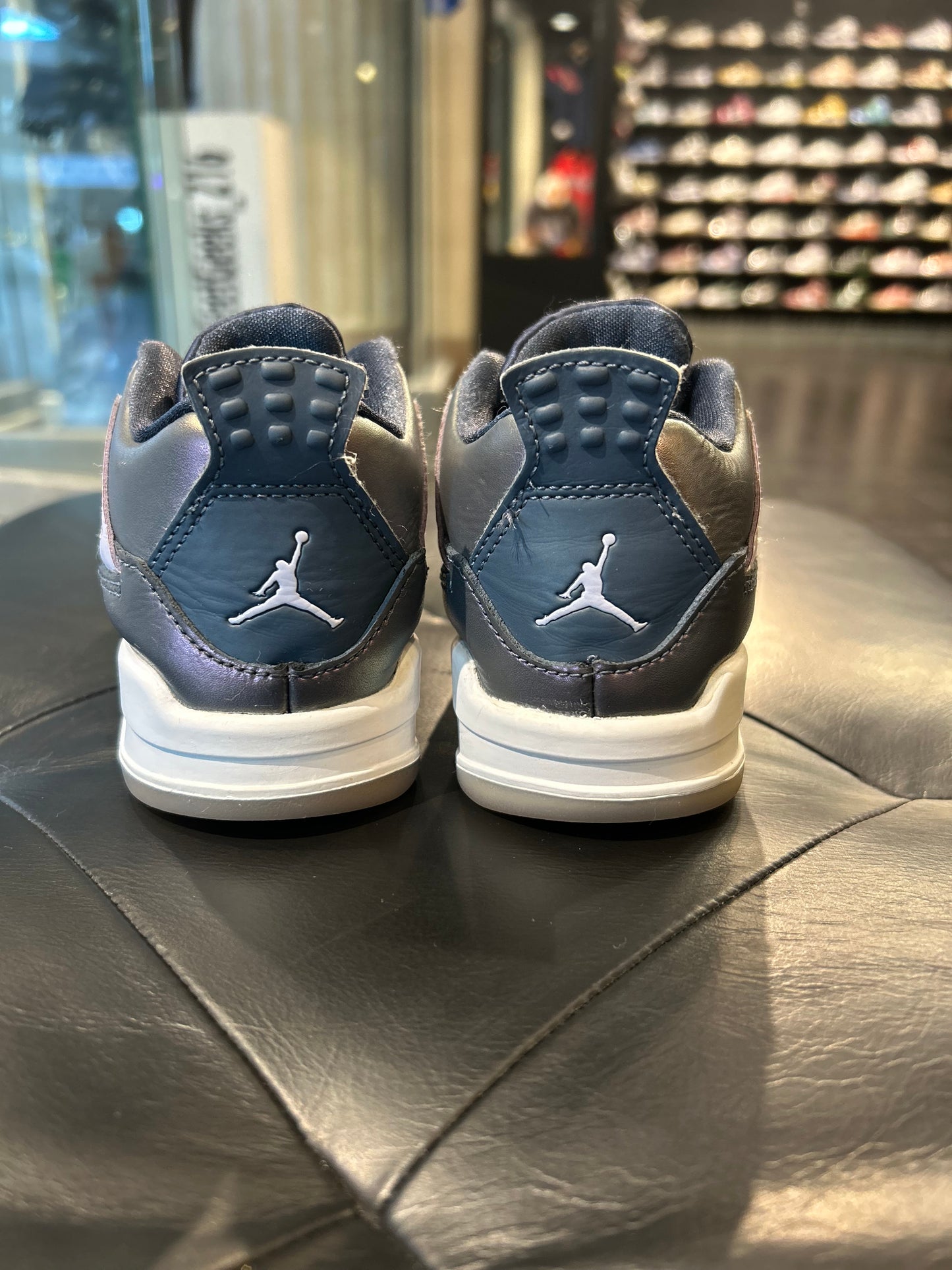 Air Jordan 4 Retro size 10c Kids