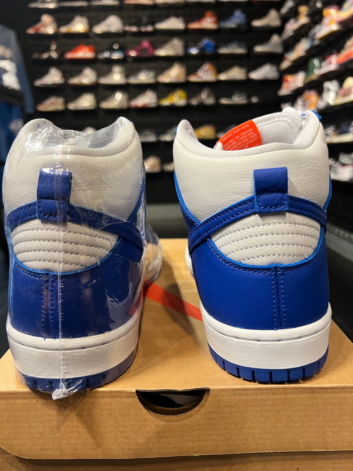 Men’s Nike SB Dunk High Kentucky Brand New