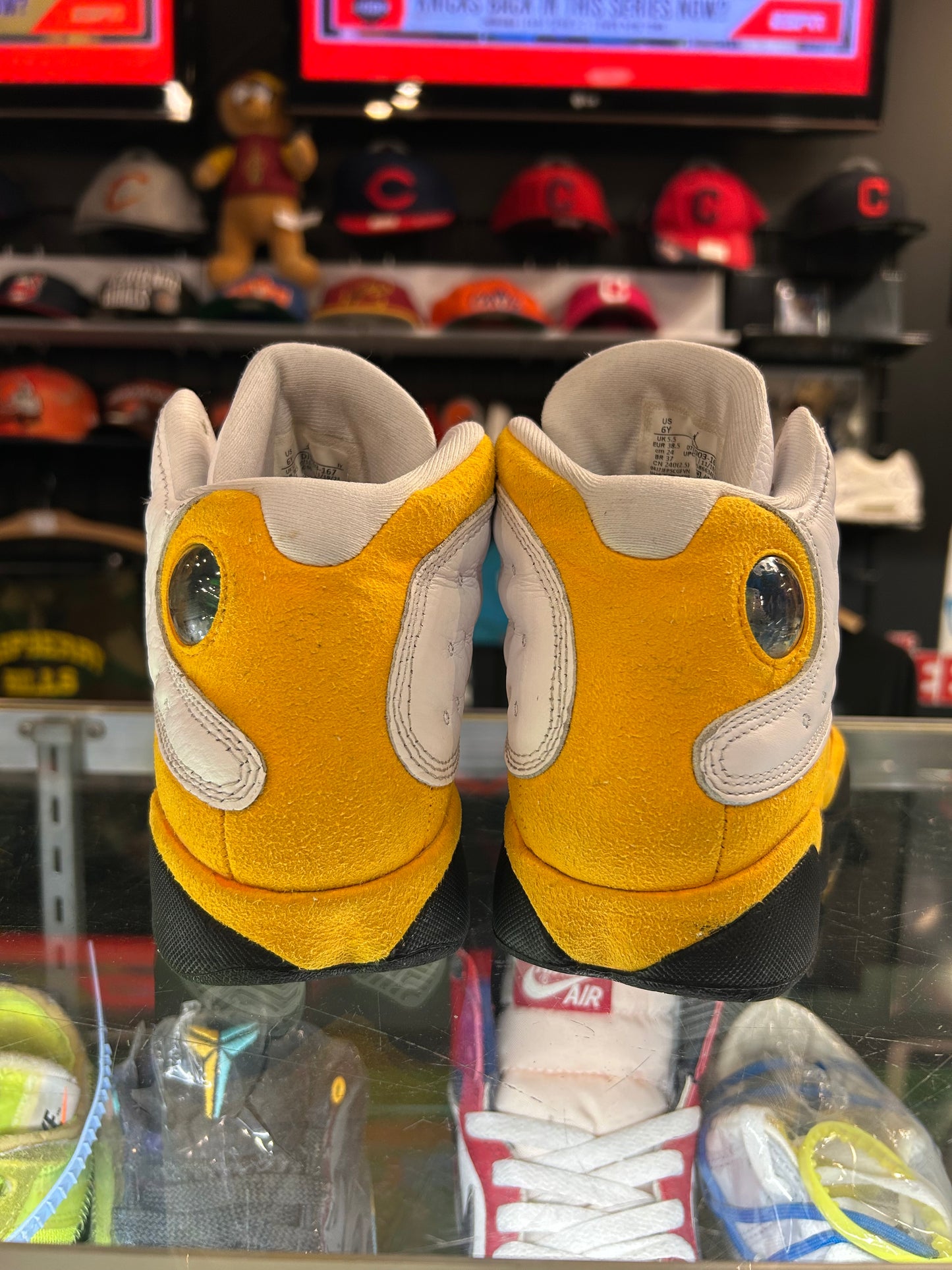 Air Jordan 13 Del Sol Size 6y Gradeschool Shoes