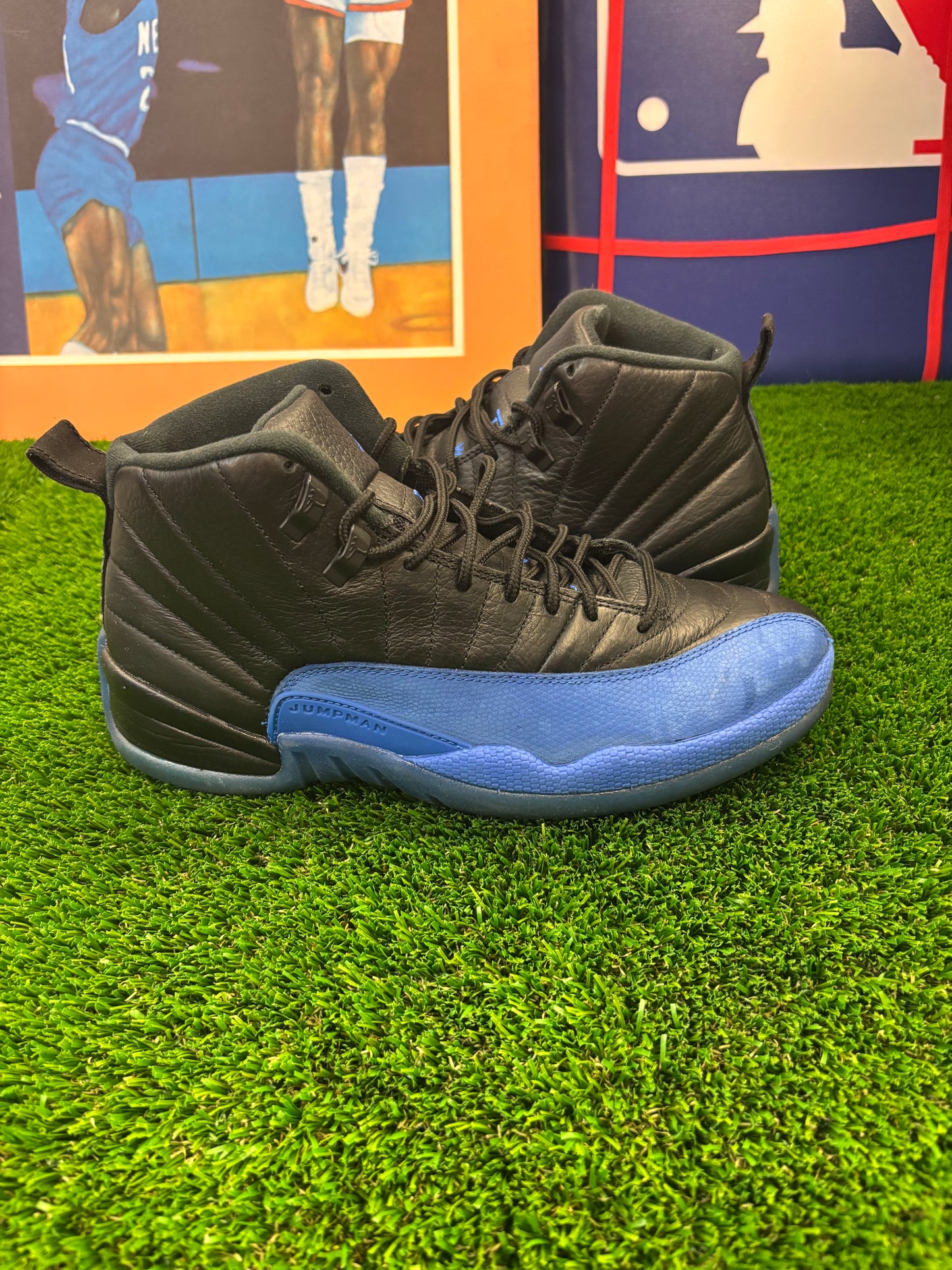 Air Jordan 12 Dark Royal Size 9.5 Mens $140