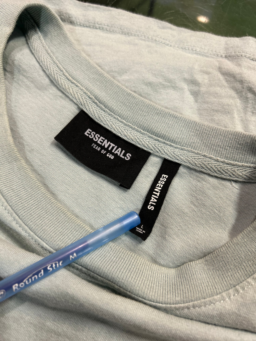 Essentials Shirt Size Large Men's