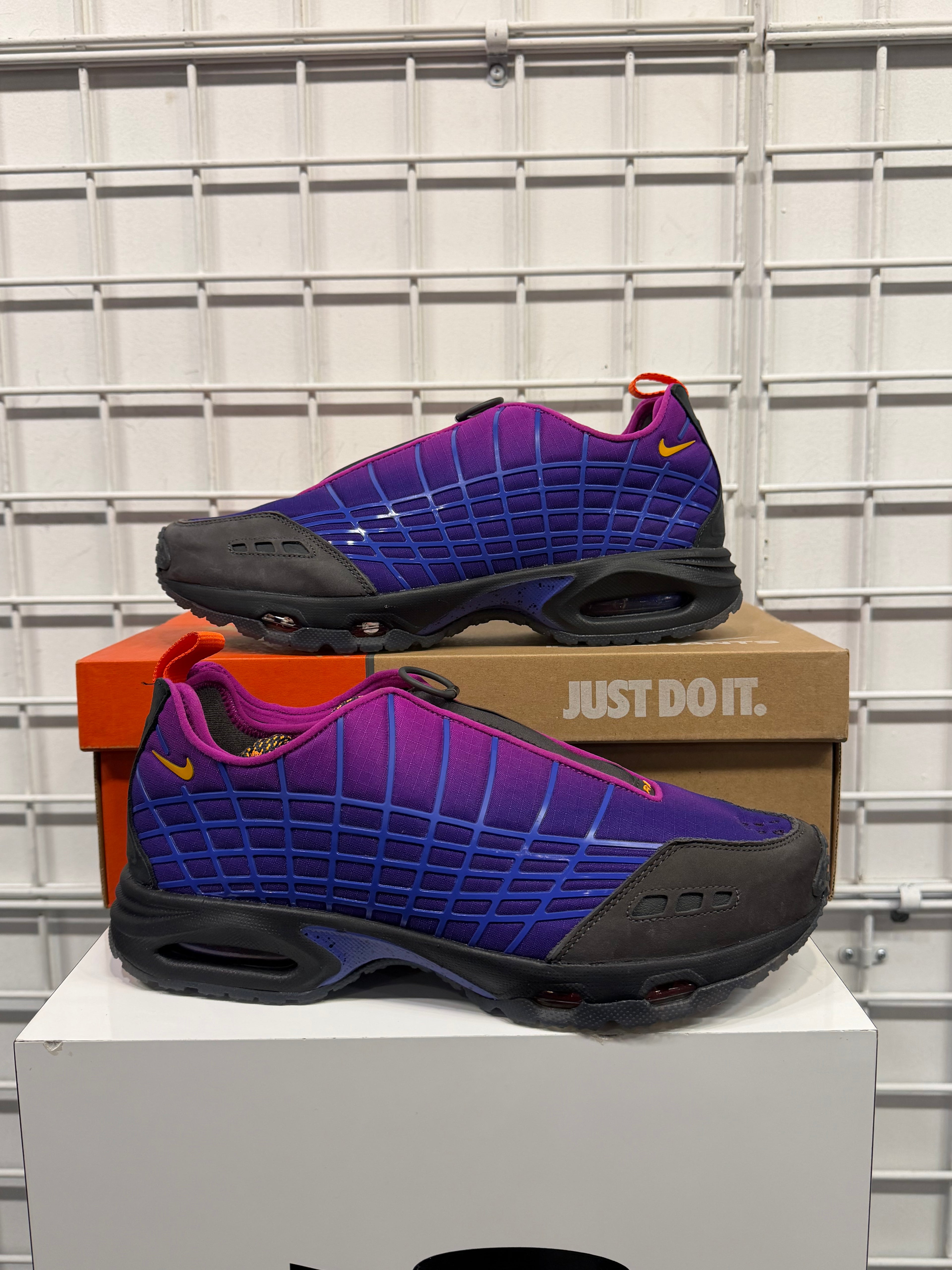 Nike Air Sunder Kids of Immigrants Size 9.5 Men’s Shoes
