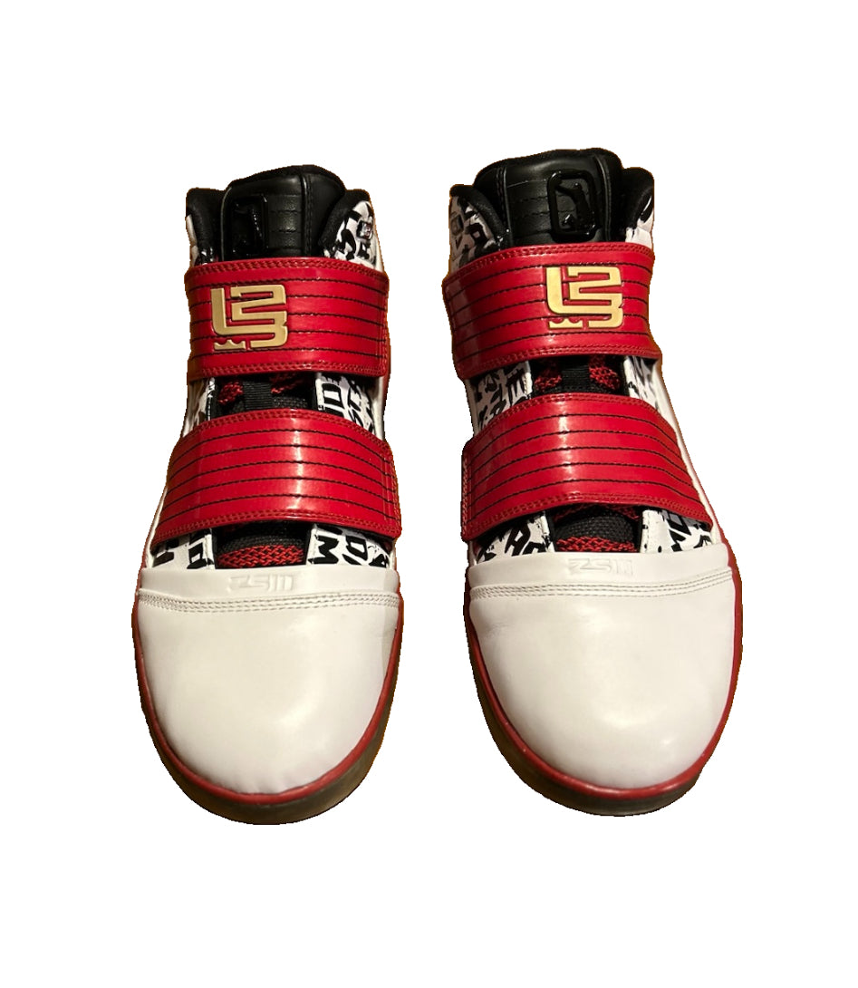 Nike Zoom Soldier III Finals 358558-171 White Gold Red Graffiti Size 9 NEW No Box 2009
