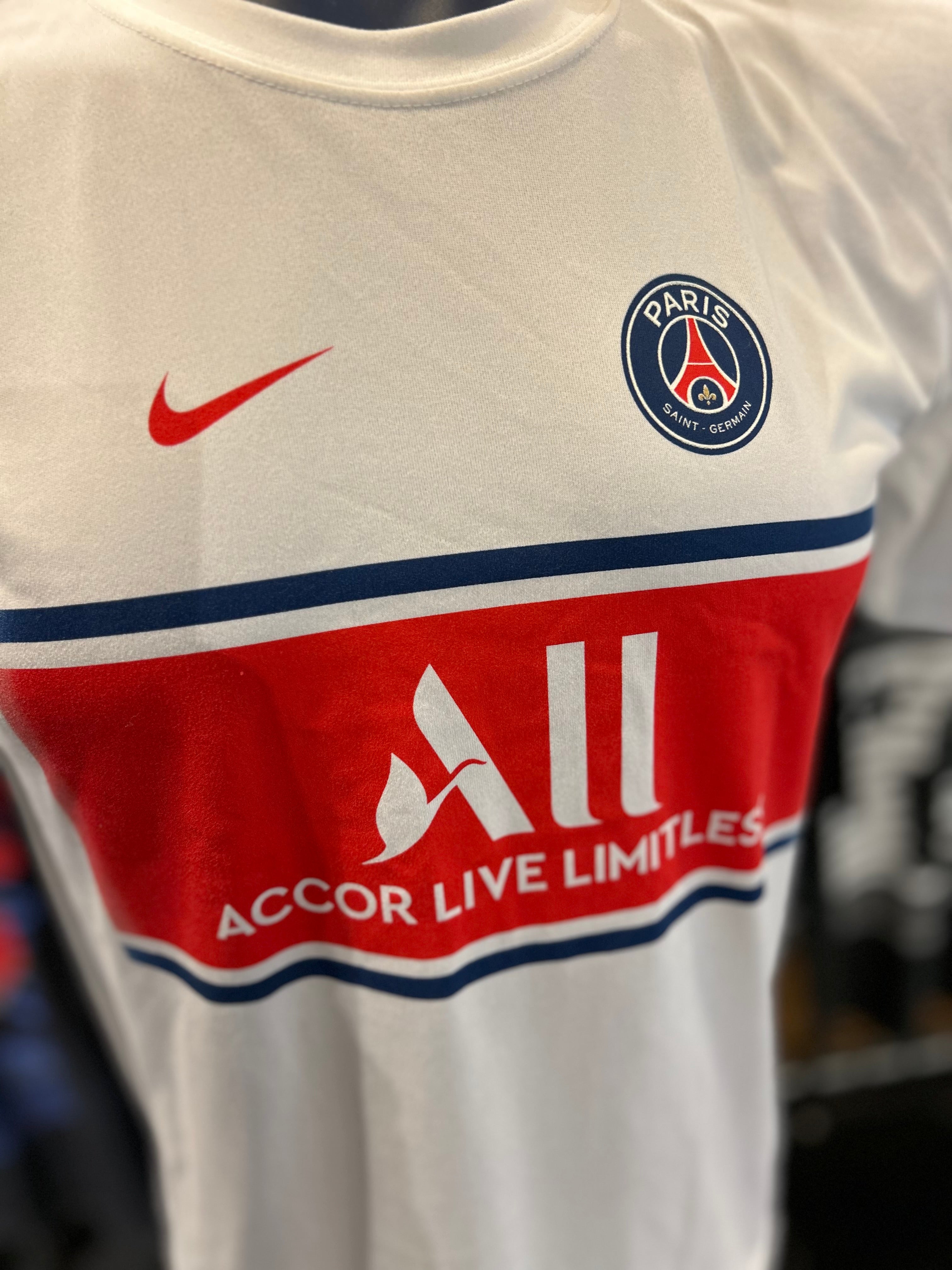 Nike PSG Soccer Mbappe T Shirt Jersey Size Medium