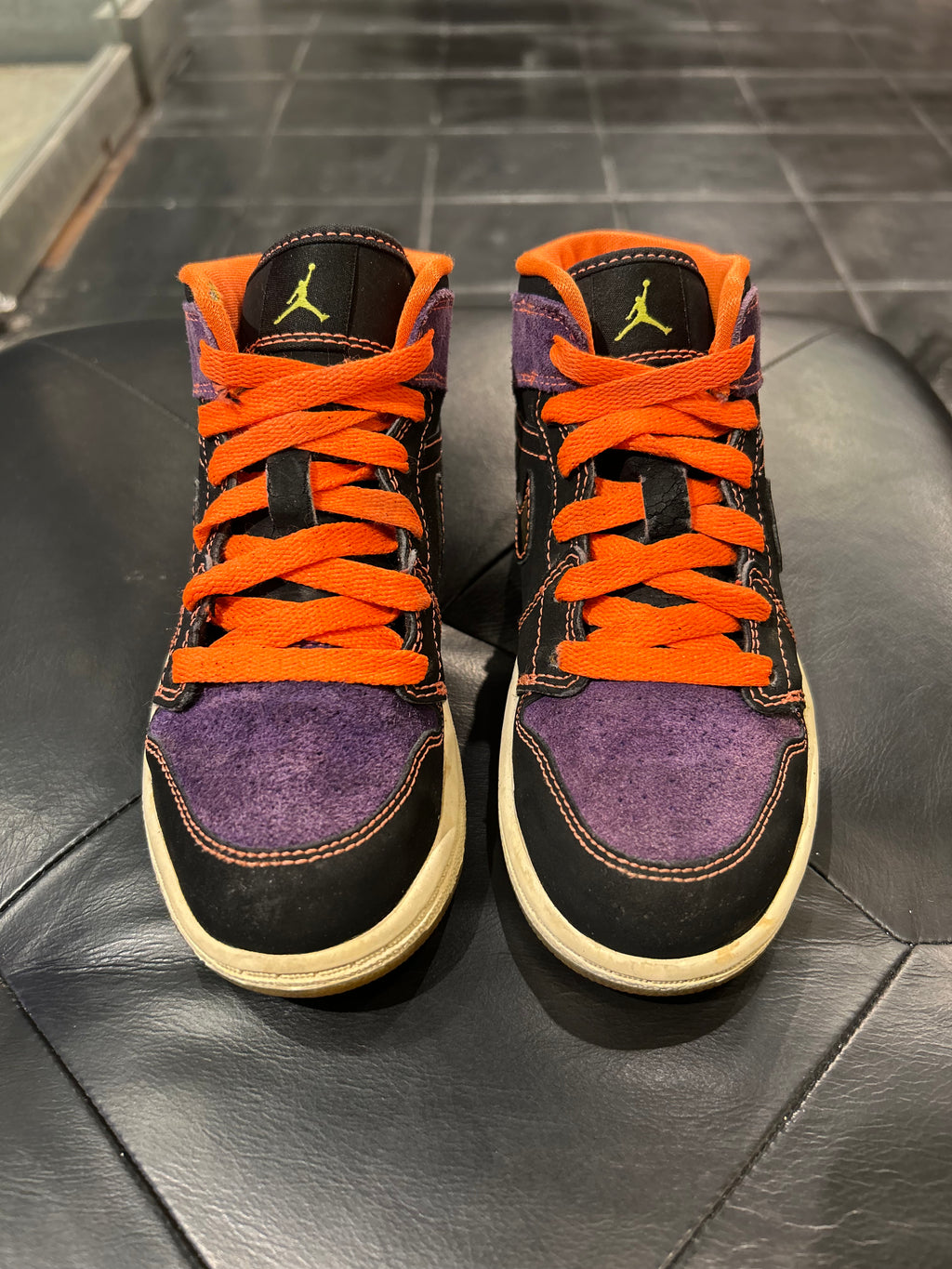 Air Jordan 1 Mid Kids Size 12.5C