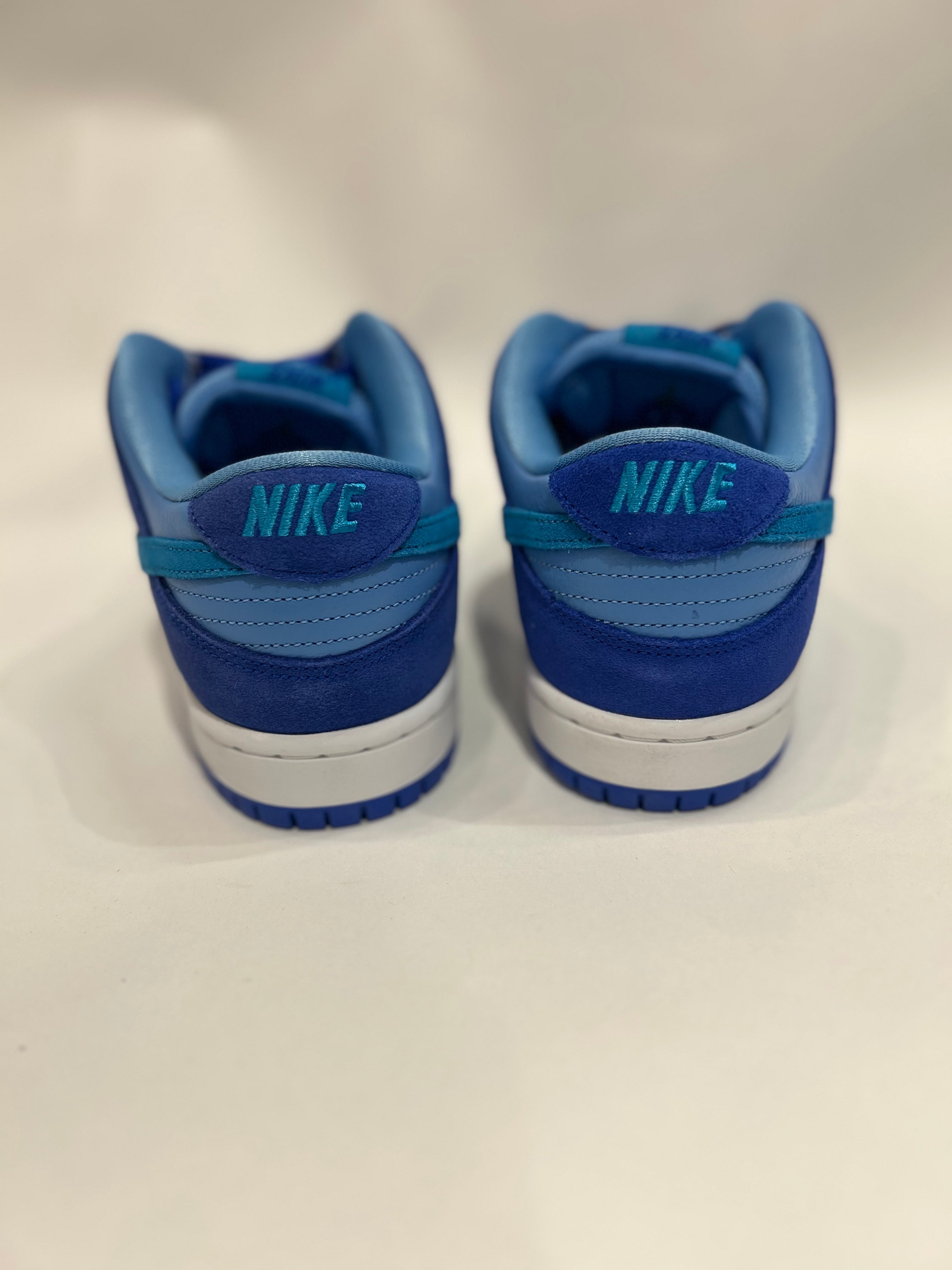 Nike SB Dunk Low Blue Raspberry Size 8.5
