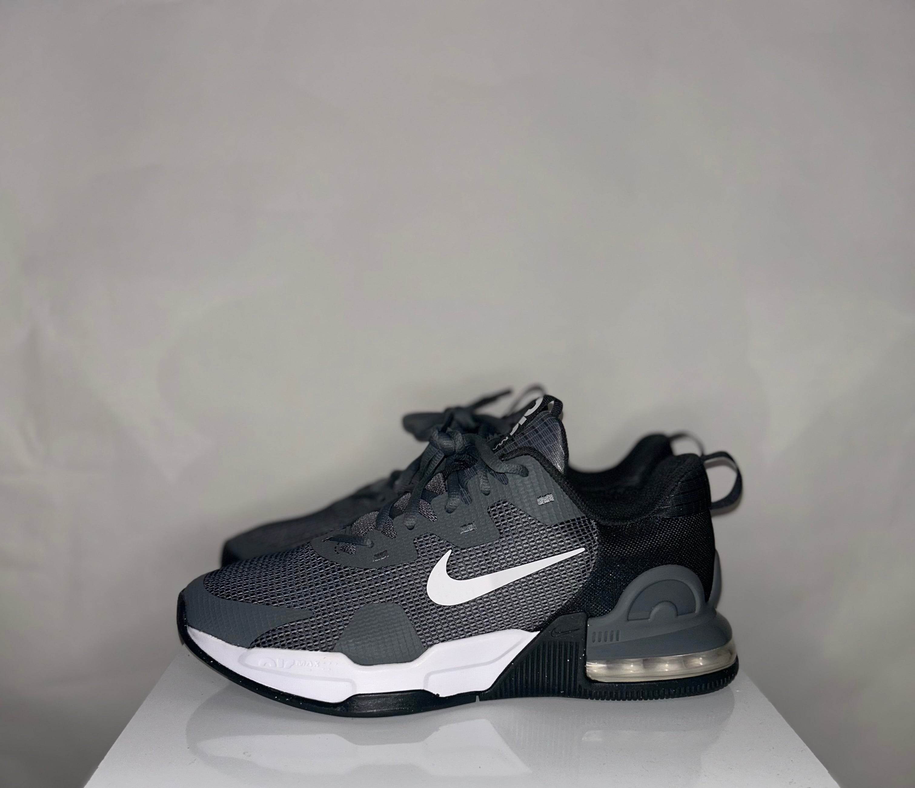 Nike Air Max Alpha Trainer 5 Smoke Grey Size 9 Men’s Shoes Brand New