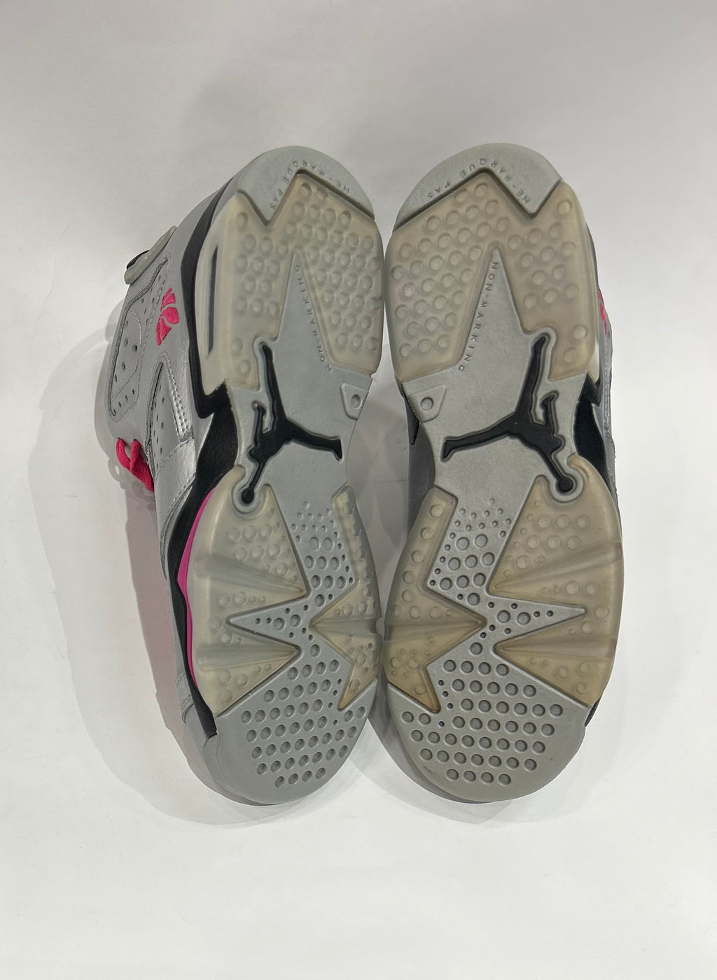 Air Jordan 6 Valentines Day Size 5y Gradeschool Shoes