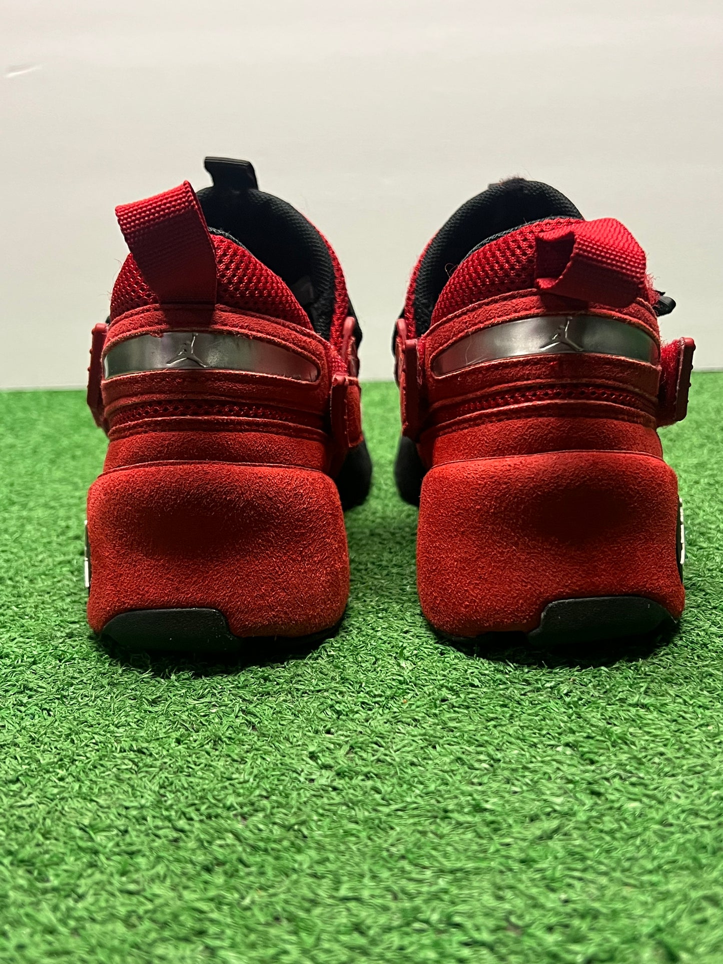 Gradeschool Jordan Trunner Size 5y