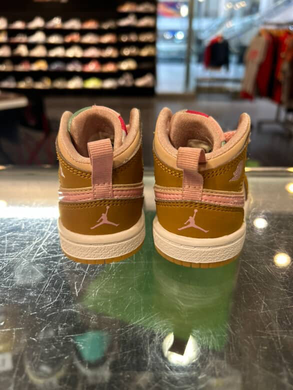 Toddler Air Jordan 1 Lola Bunny Size 4c