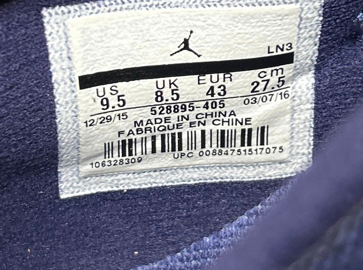 Jordan 11 Low Navy Gum Size 9.5 Men Shoes