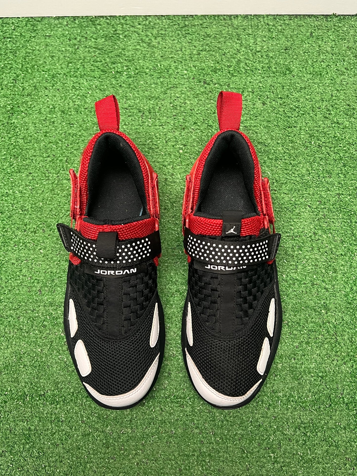 Gradeschool Jordan Trunner Size 5y