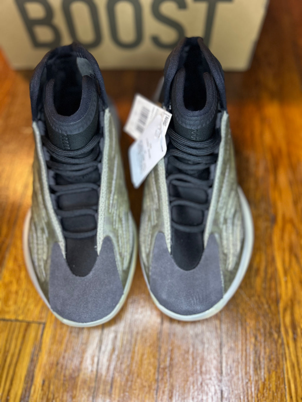 Adidas Yeezy Quantum Size 7.5 Men Shoes