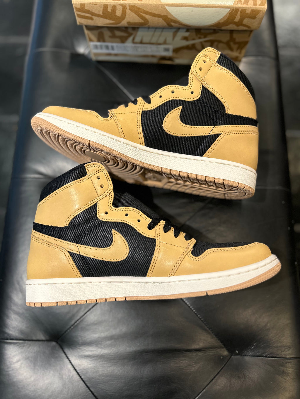 Air Jordan 1 High Retro Heirloom Size 10 Men’s Shoes