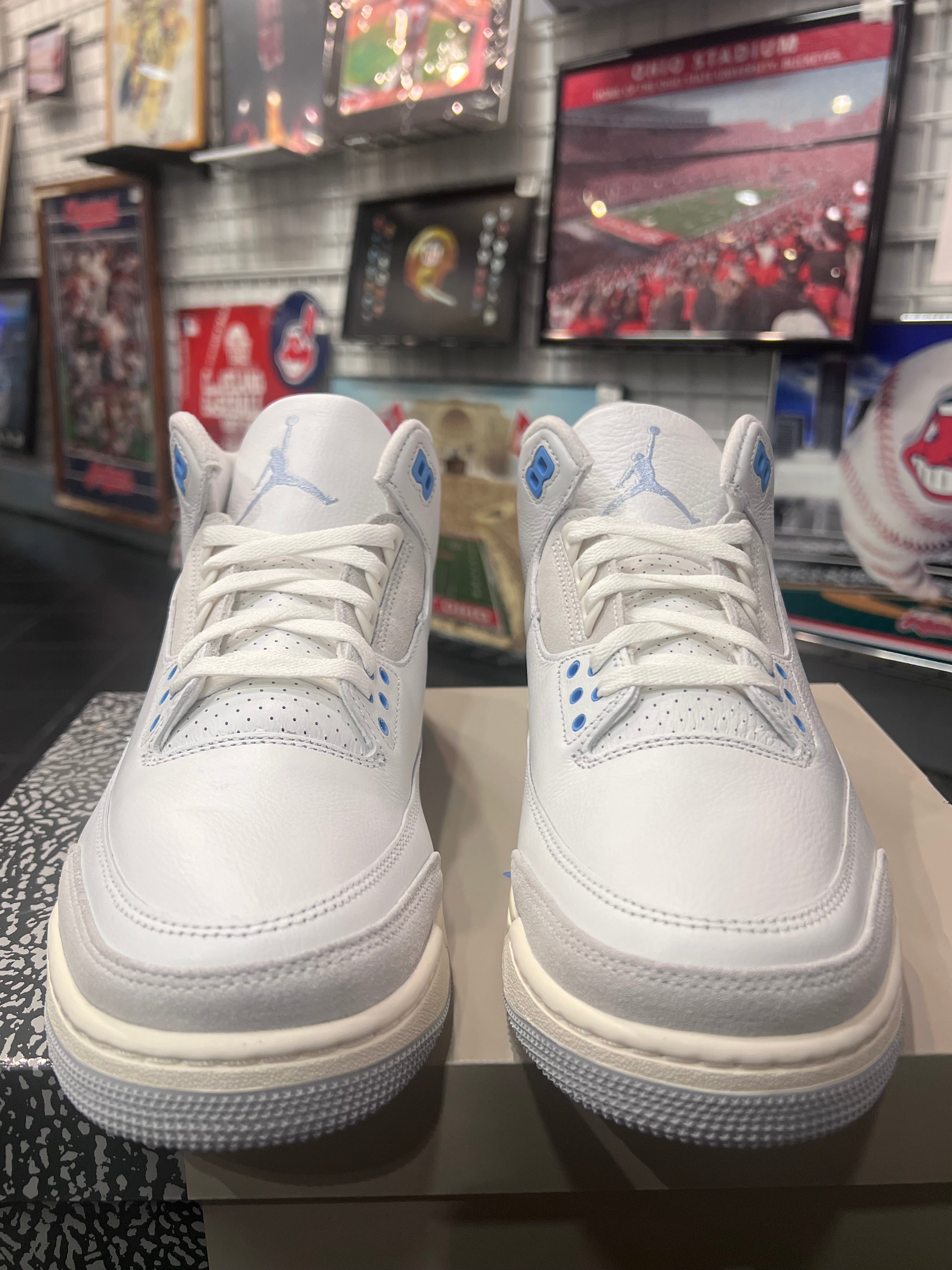 Men’s Air Jordan 3 Lucky Shorts Size 11.5 Shoes