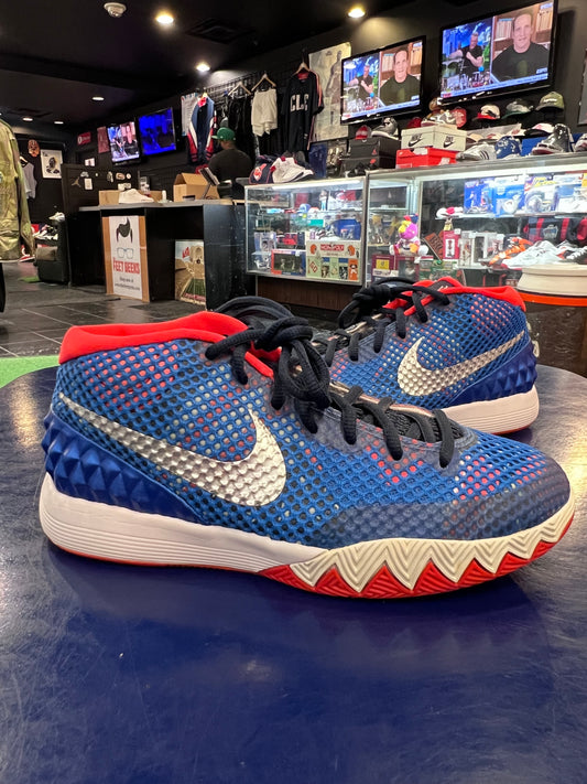 Gradeschool Kyrie 1 Independence Day Size 6y