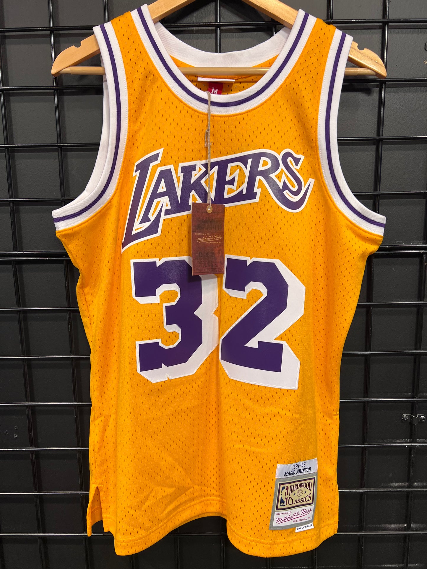 M&N LA Lakers #32 Johnson Jersey Size M