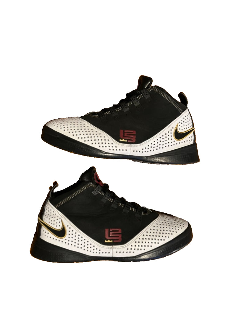 Nike LeBron Soldier 2 GS 6Y 325208-101 Black White Burgundy Gold 2008 Zoom