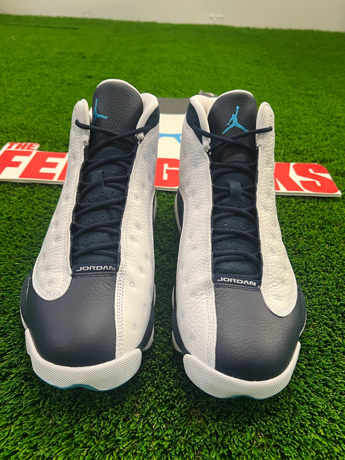 Men’s Air Jordan 13 Powder Blue Size 12 Shoes Brand New