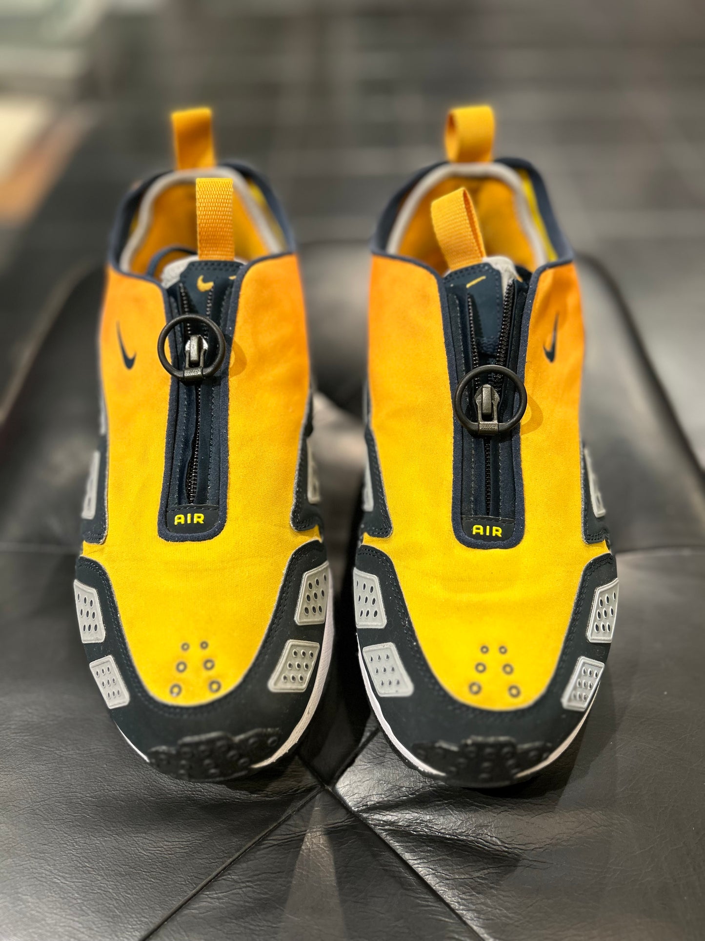 Nike Air Max Sunder Size 11.5 Men Shoes