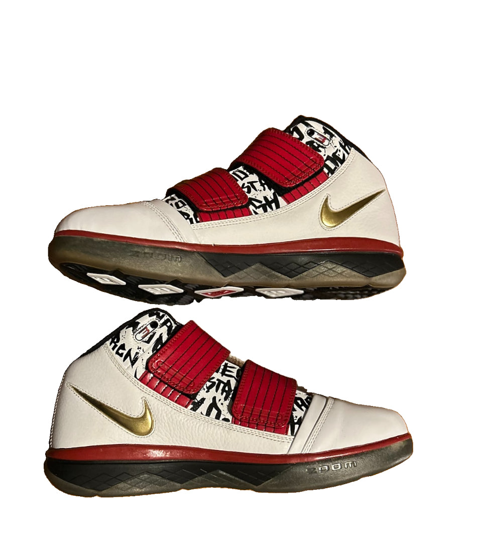 Nike Zoom Soldier III Finals 358558-171 White Gold Red Graffiti Size 9 NEW No Box 2009
