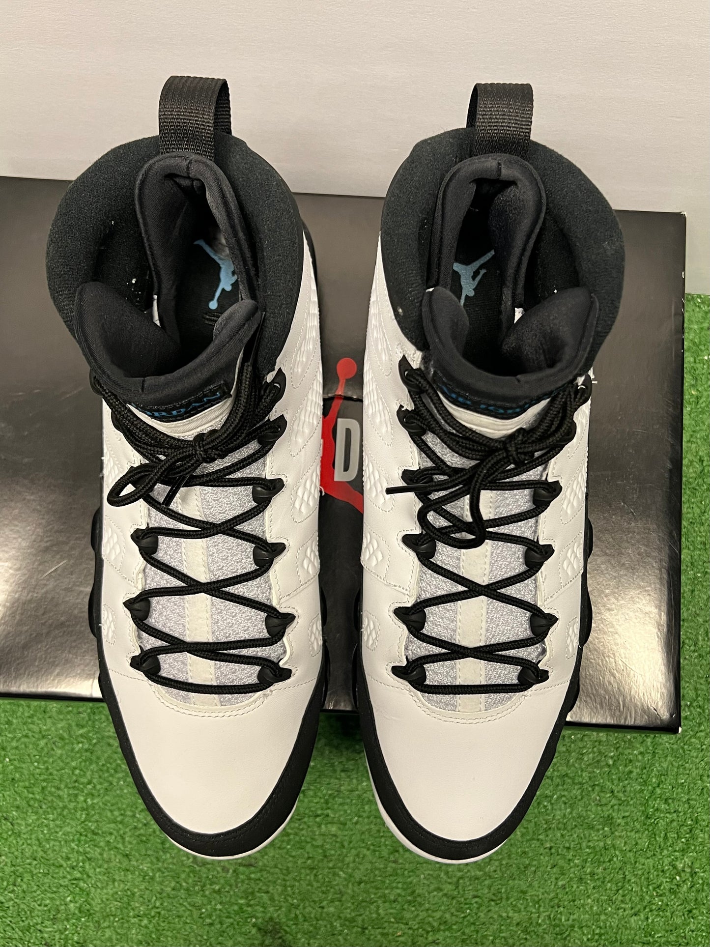 Men’s Air Jordan 9 UNC Size 13