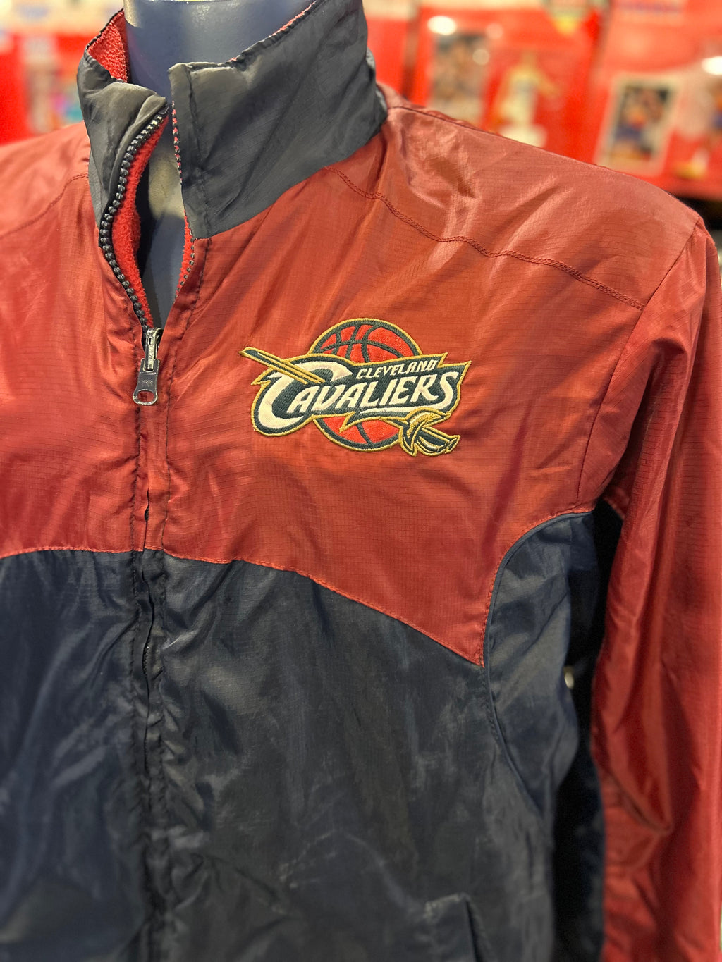 NBA Cleveland Cavaliers Fleece Nylon Reversible Jacket Size Medium Men’s