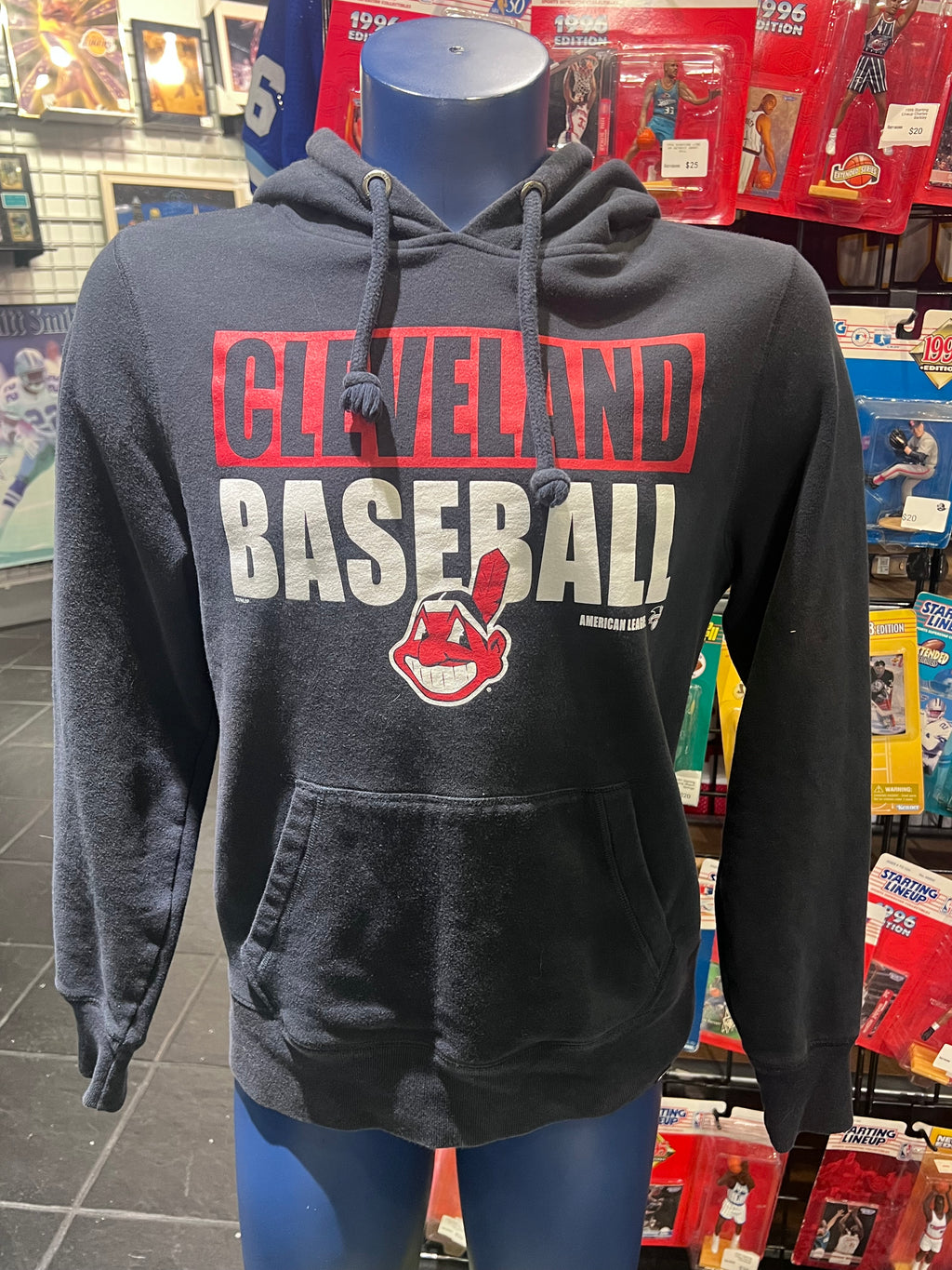 47 Brand Cleveland Baseball Hoodie Size M