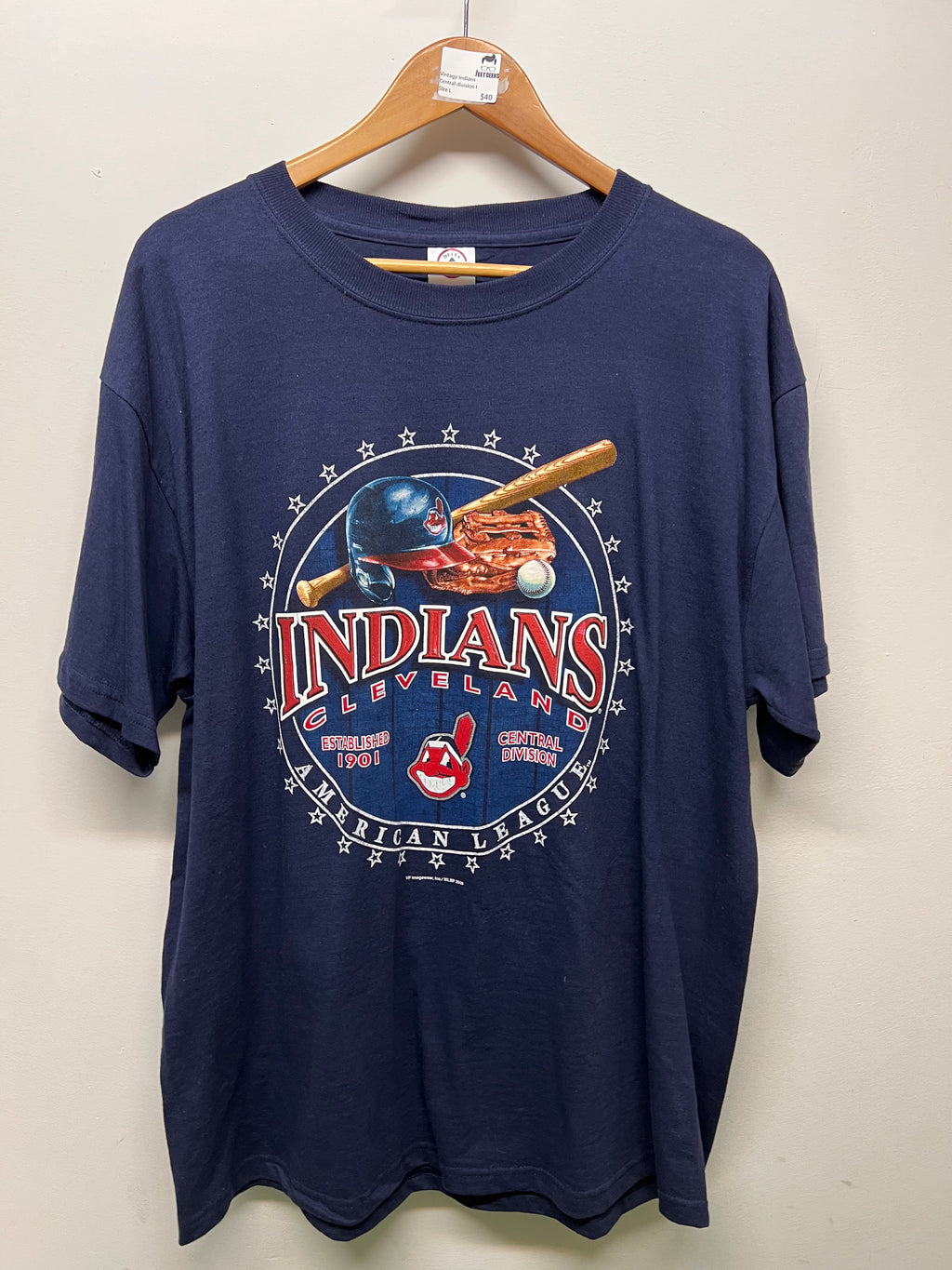 Vintage Cleveland Indians Central Division Tee Size L