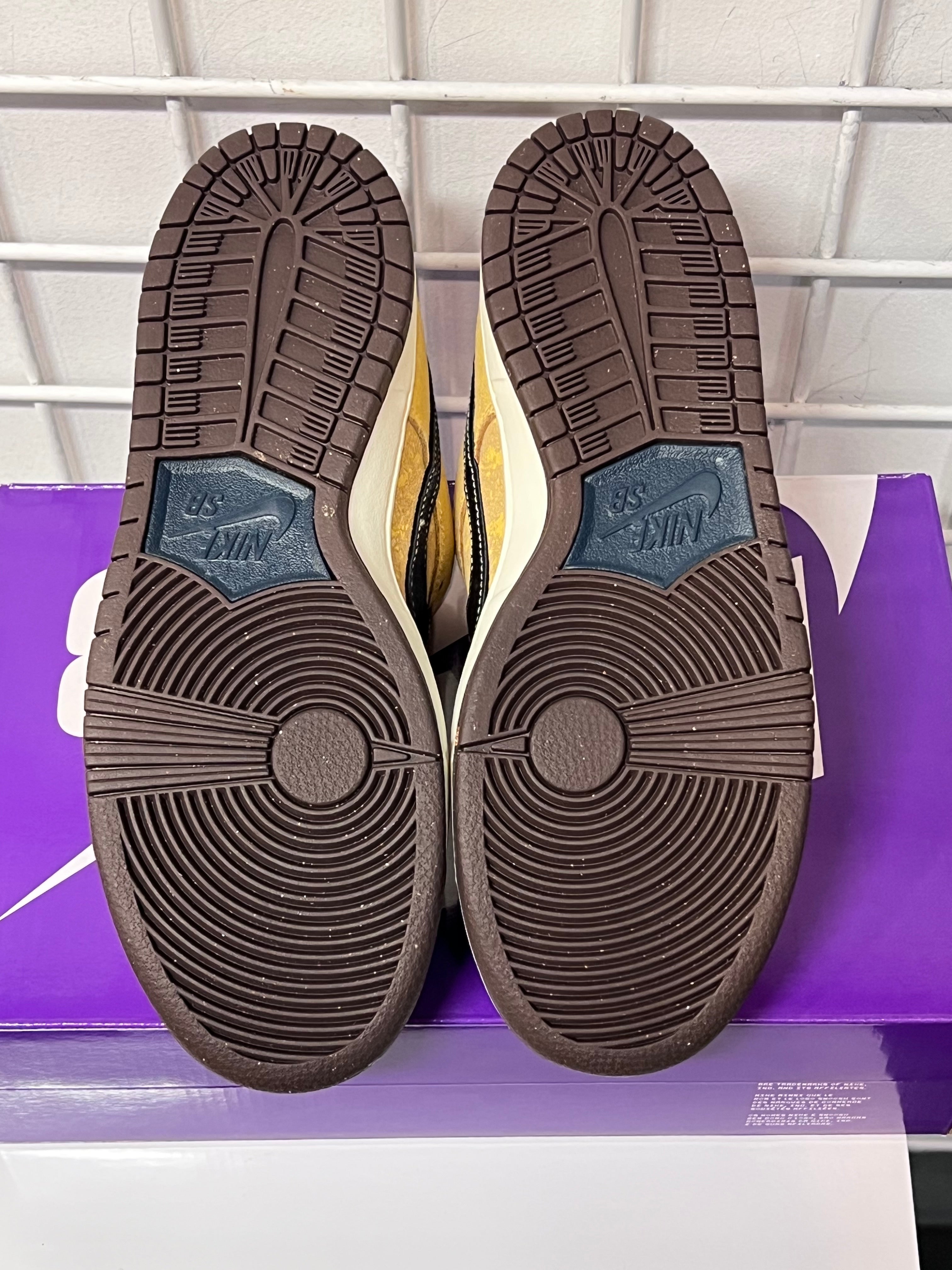 Nike Dunk Low Cinema Size 8 and 8.5 Men’s Shoes