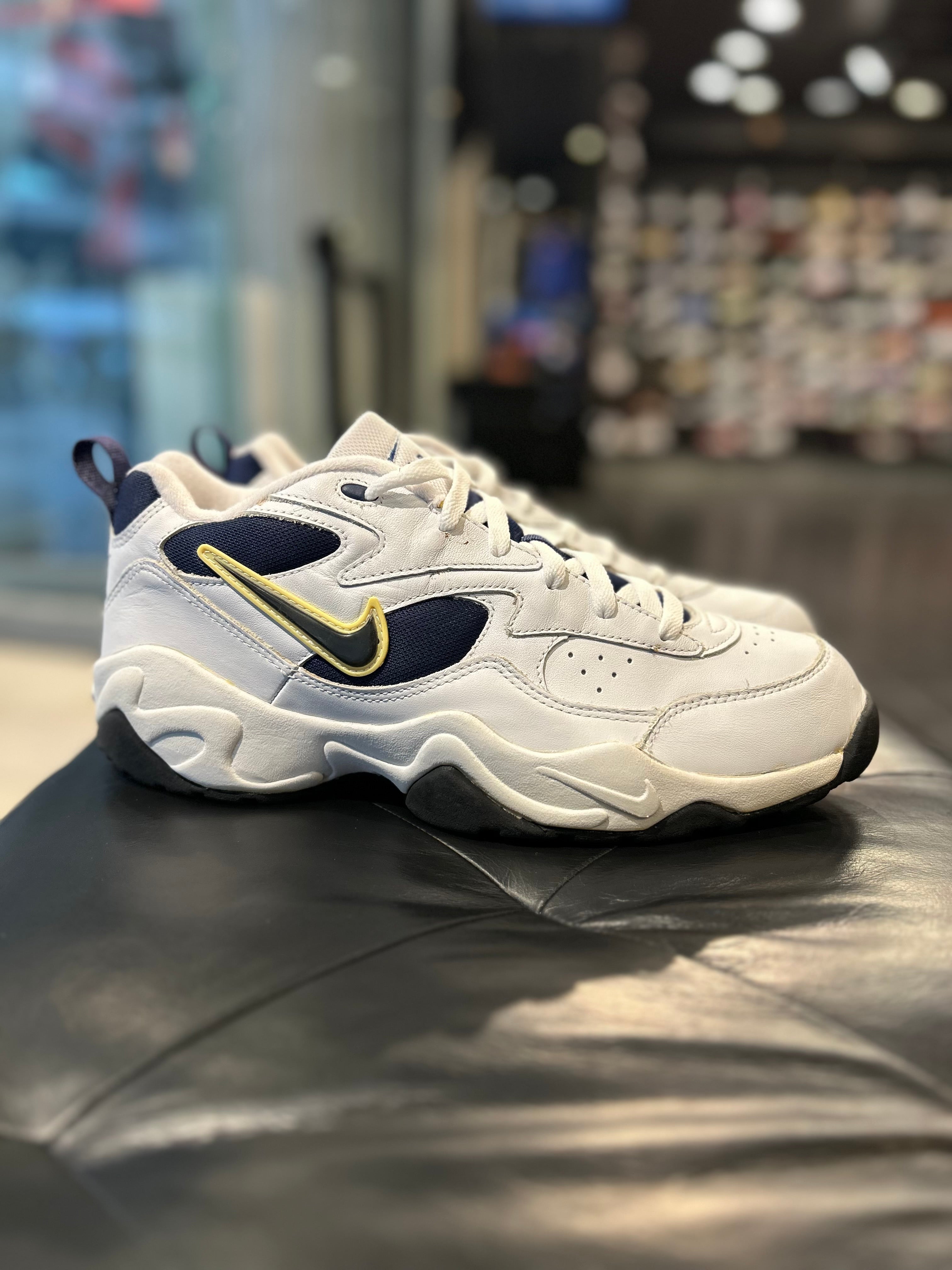 Vintage 1995 Nike Men’s Shoes Size 13