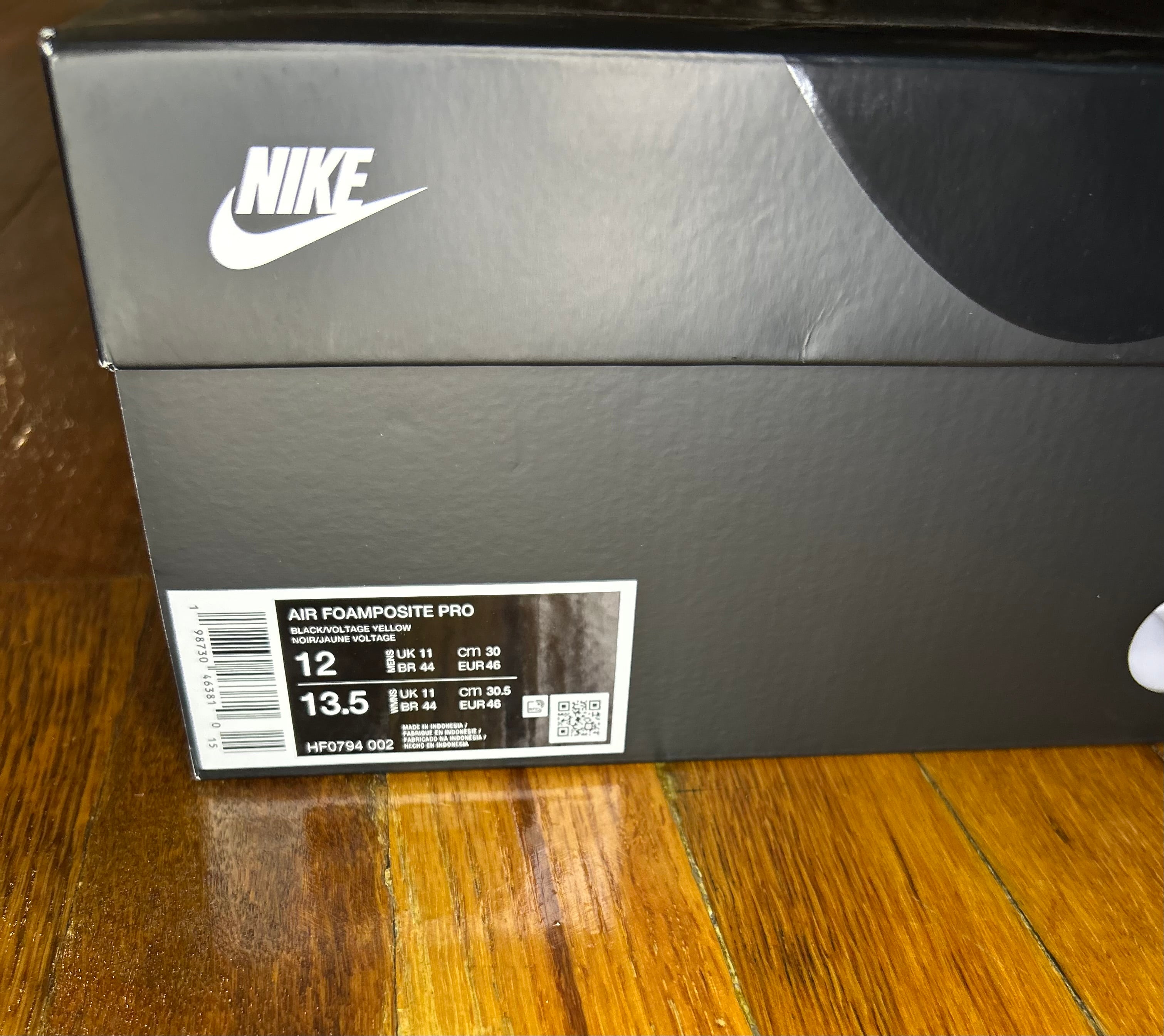 Nike Air Foamposite Pro Voltage Size 12 Men Shoes