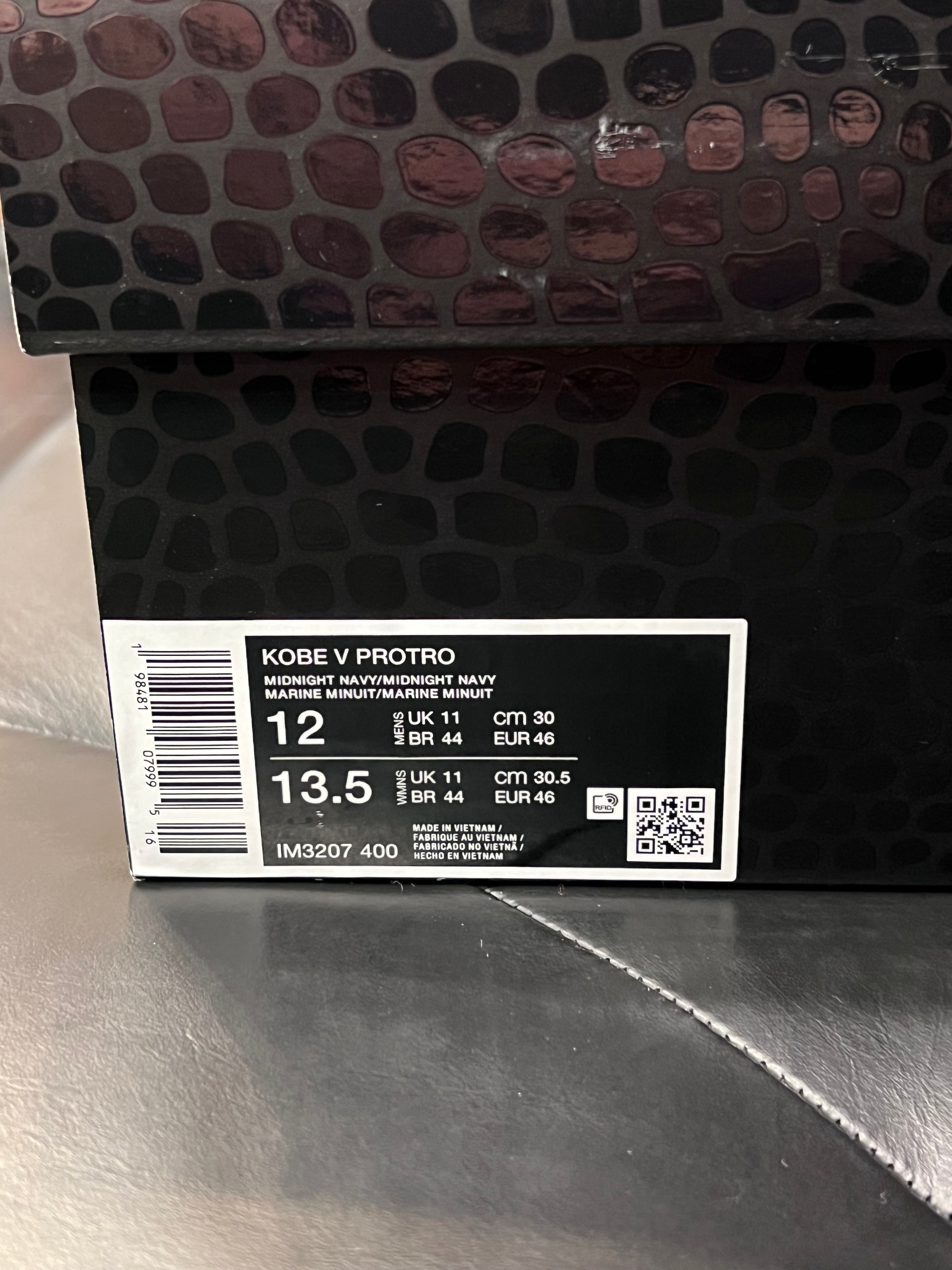 Nike Kobe 5 Caitlin Clark Indiana Fever size 12 Men shoes