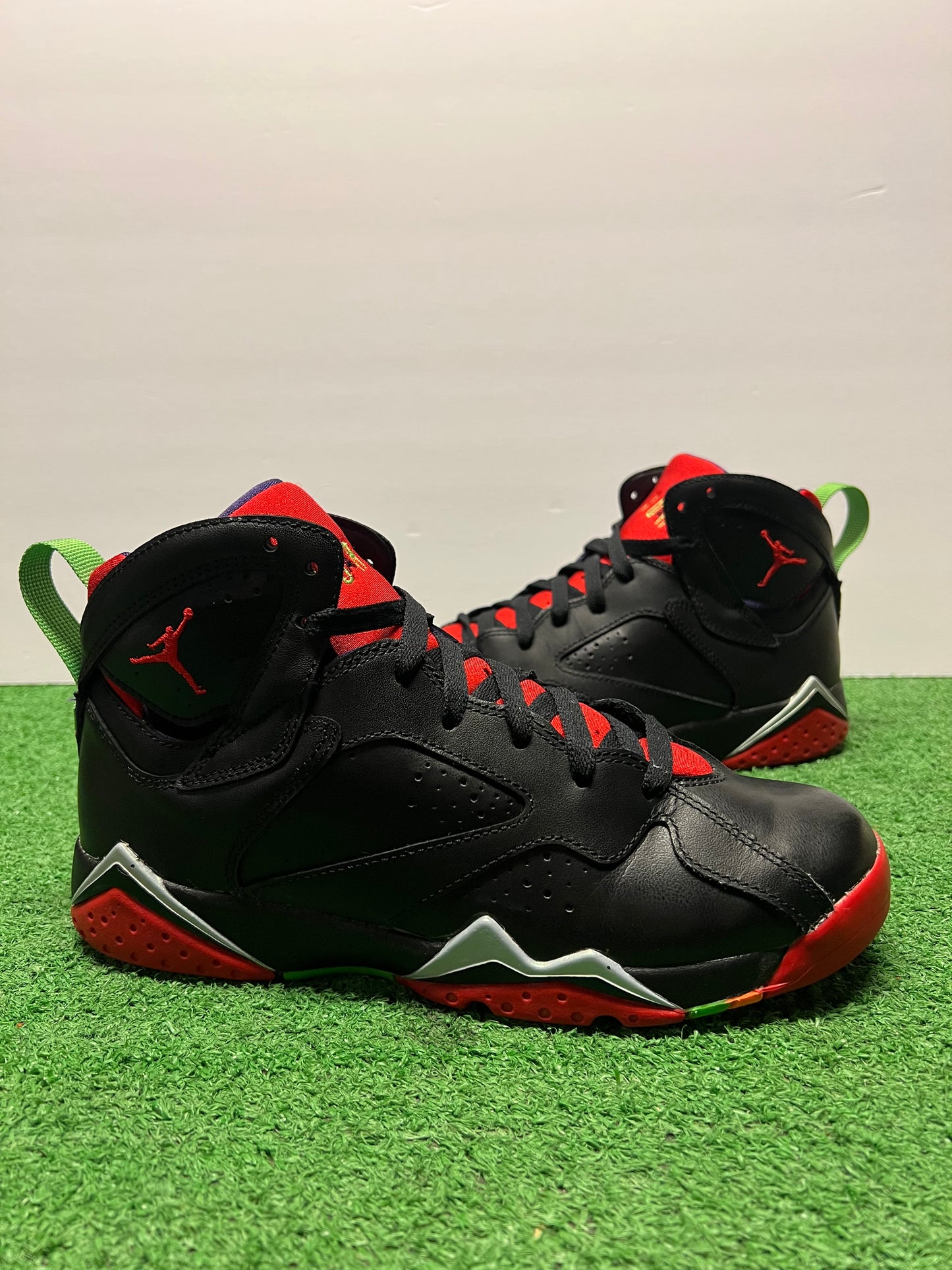Gradeschool Air Jordan 7 Marvin the Martian Size 7