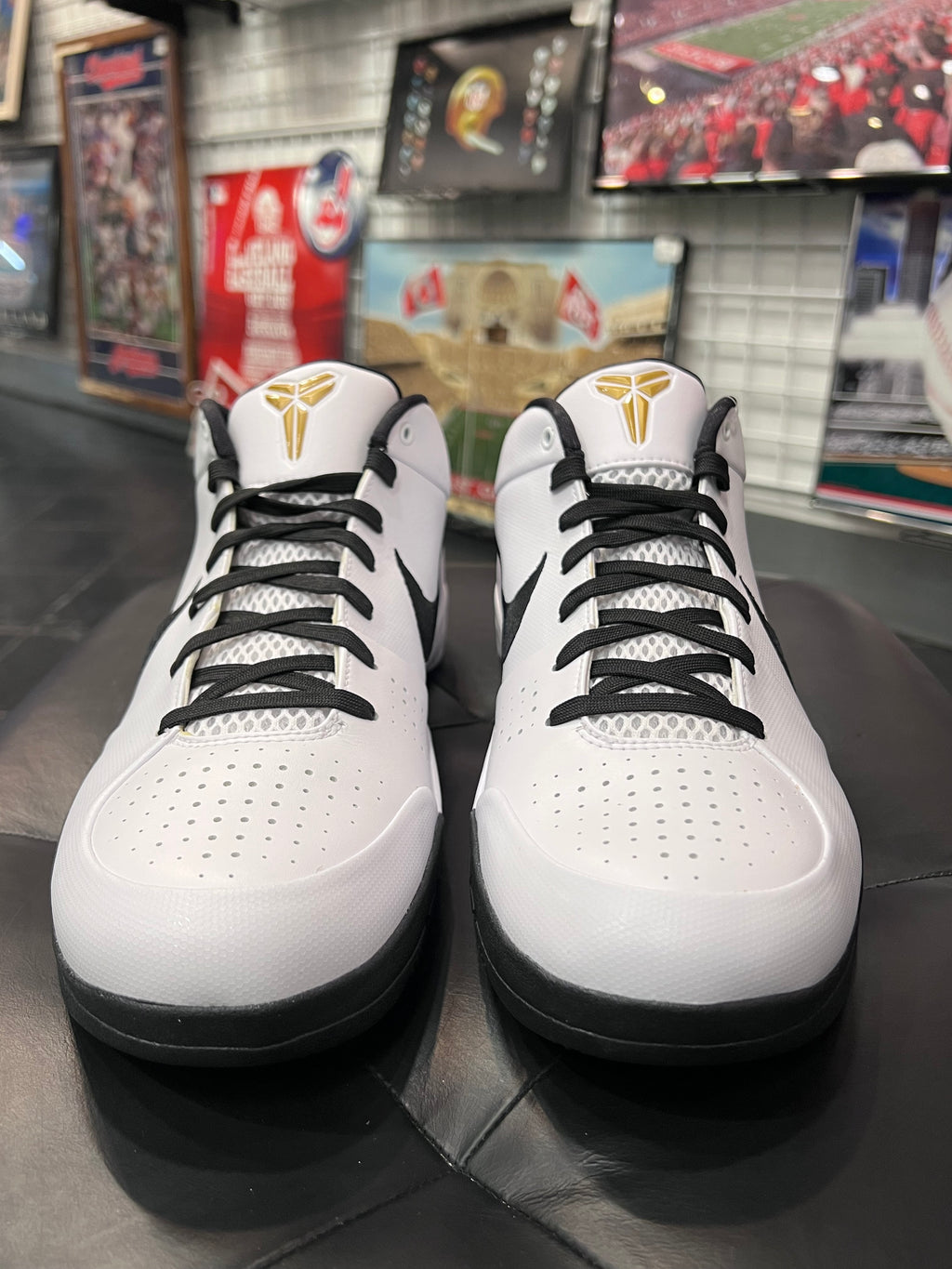 Men’s Kobe 4 Mambacita size 12.5 Shoes