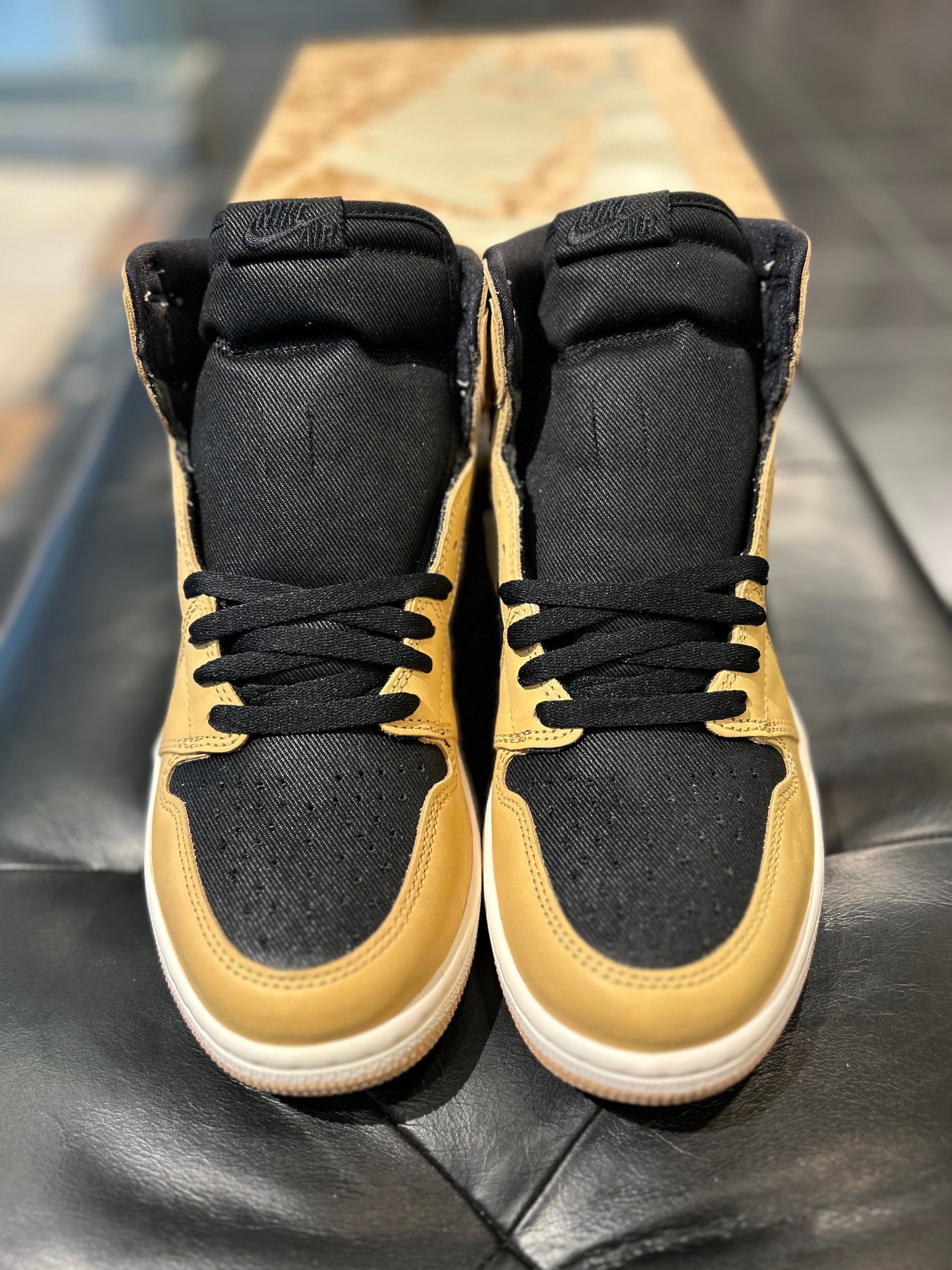 Air Jordan 1 High Retro Heirloom Size 10 Men’s Shoes