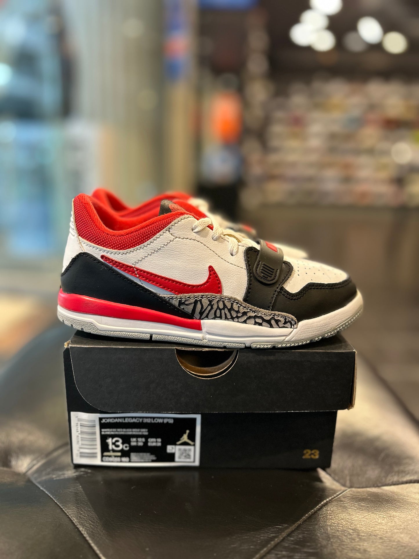 Jordan Legacy 312 Low size 13c kids shoes