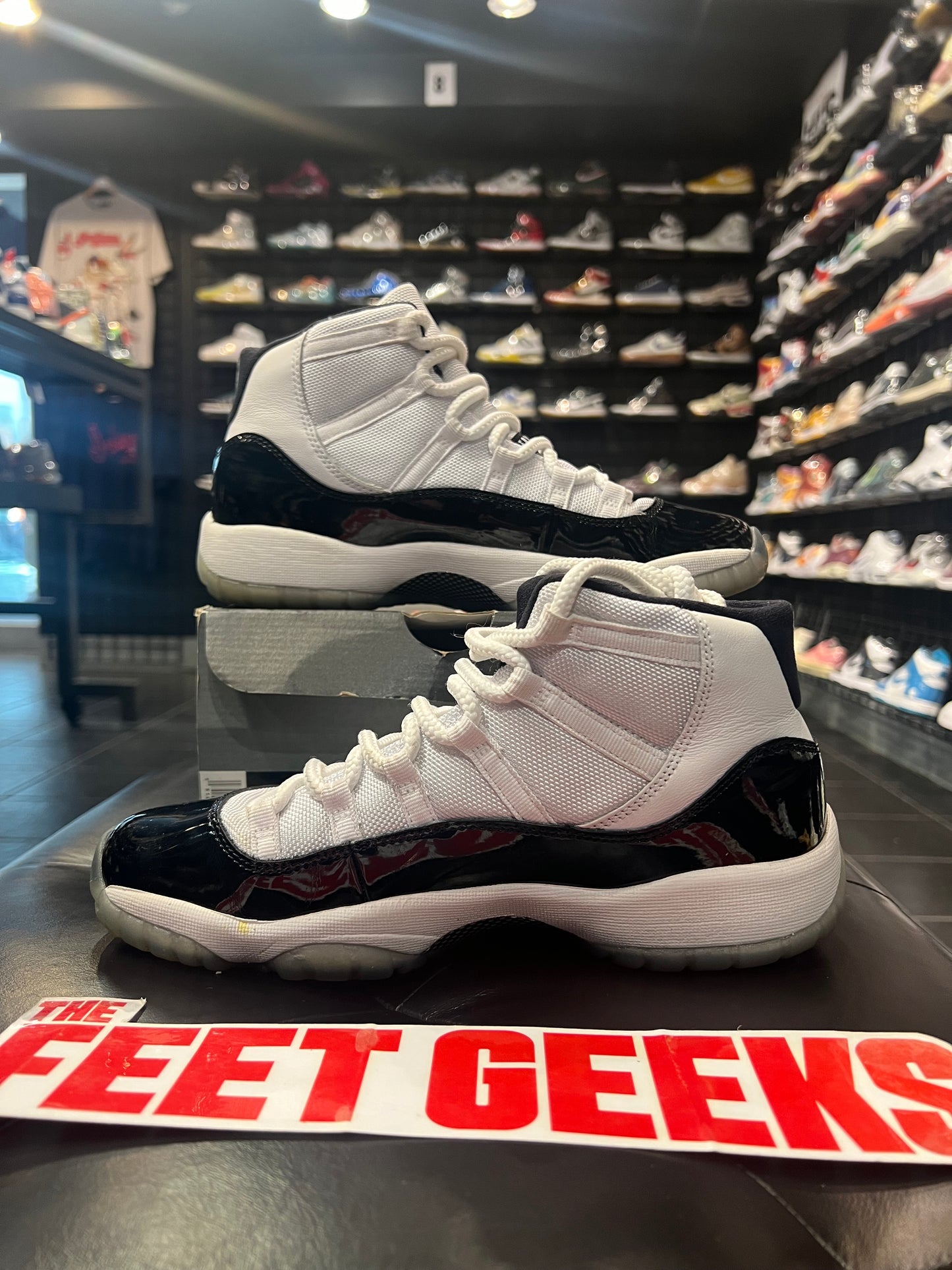 Gradeschool Air Jordan 11 Concord Size 7 Shoes