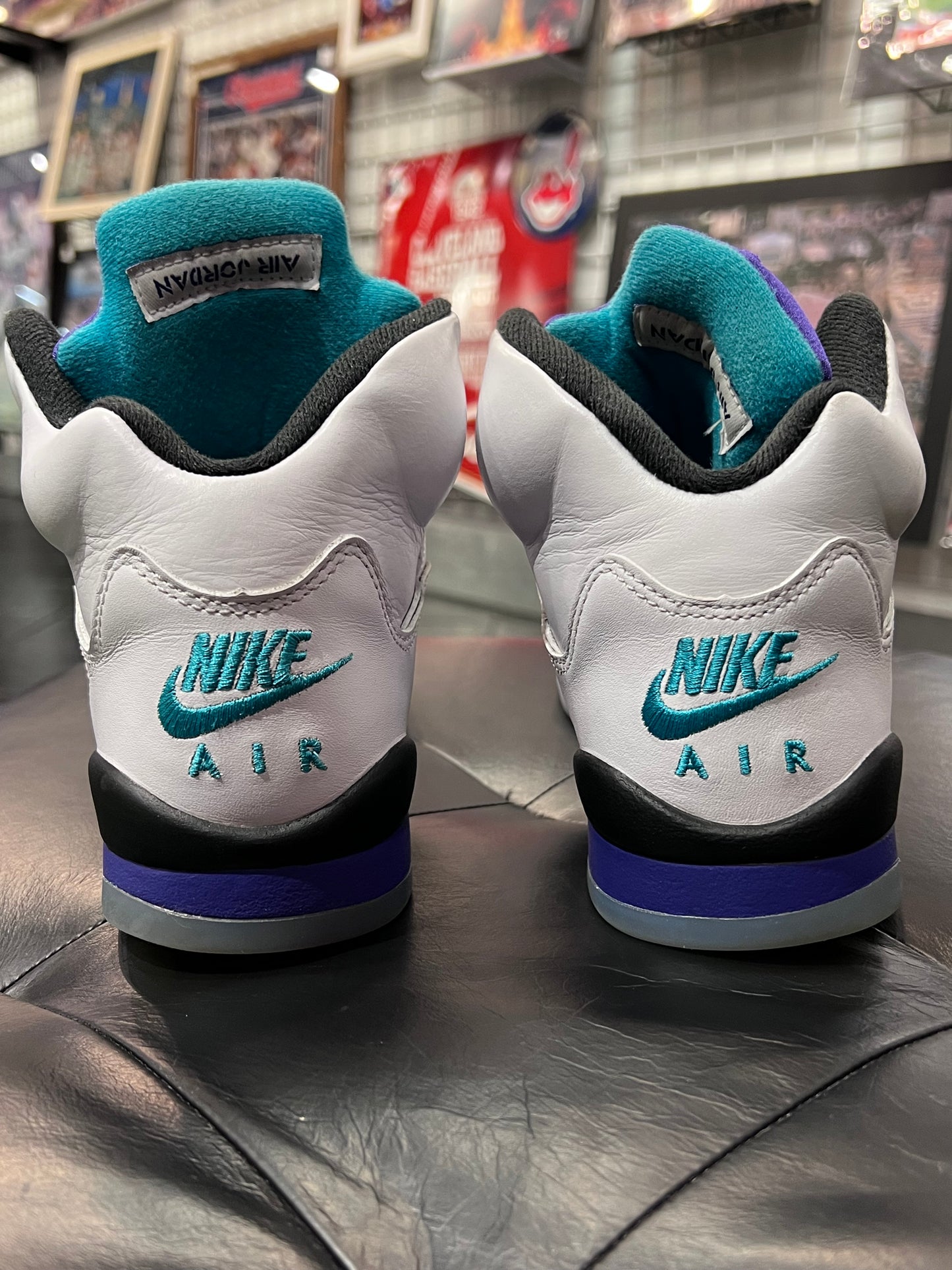 Gradeschool Air Jordan 5 Grape Size 6.5y