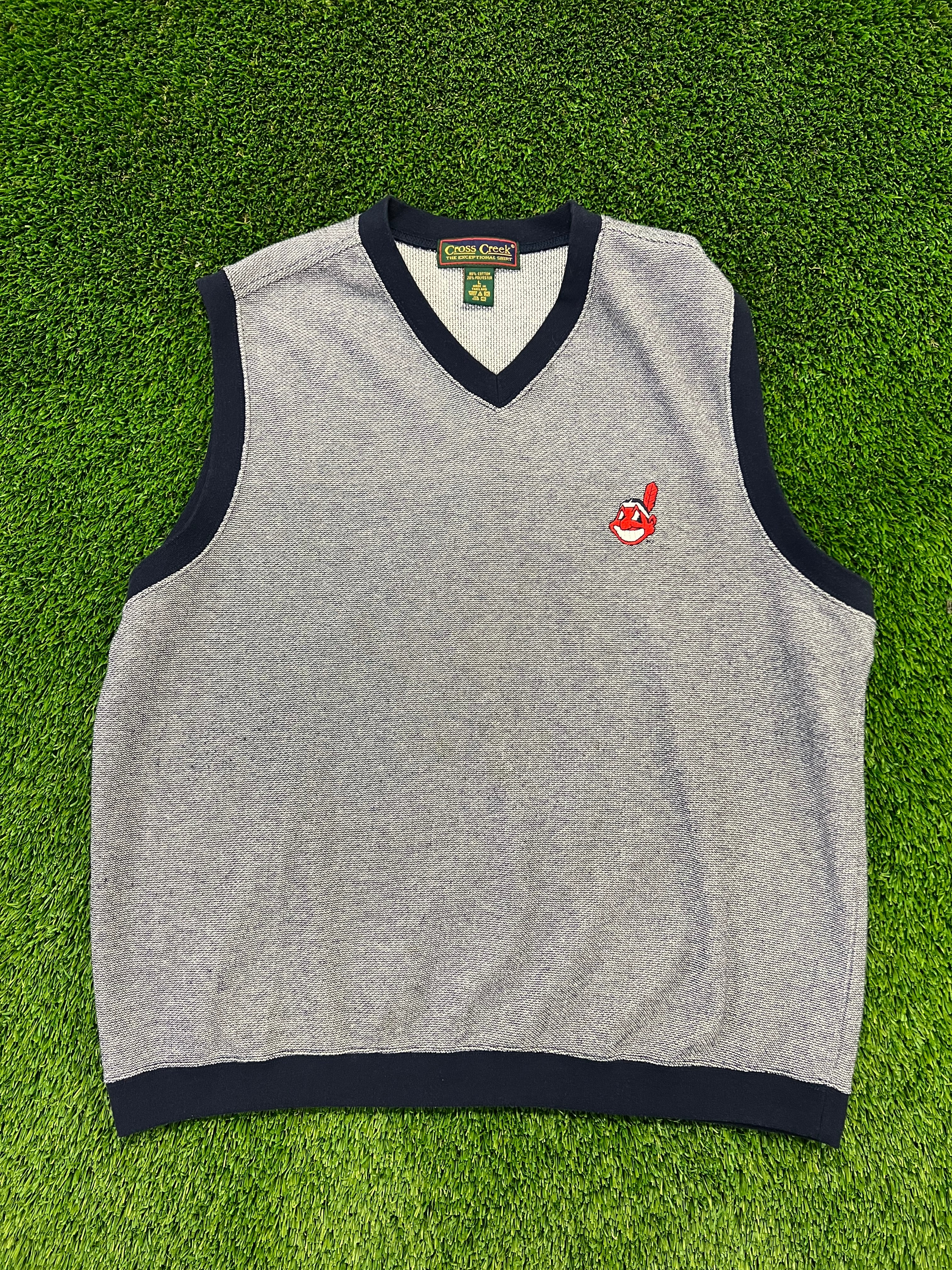 Men’s Cross Creek Cleveland Indians Sweater Vest Size L