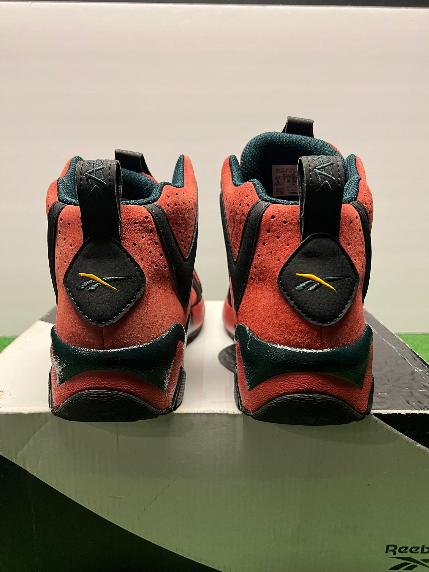 Men’s Reebok Kamikaze 2 Size 8