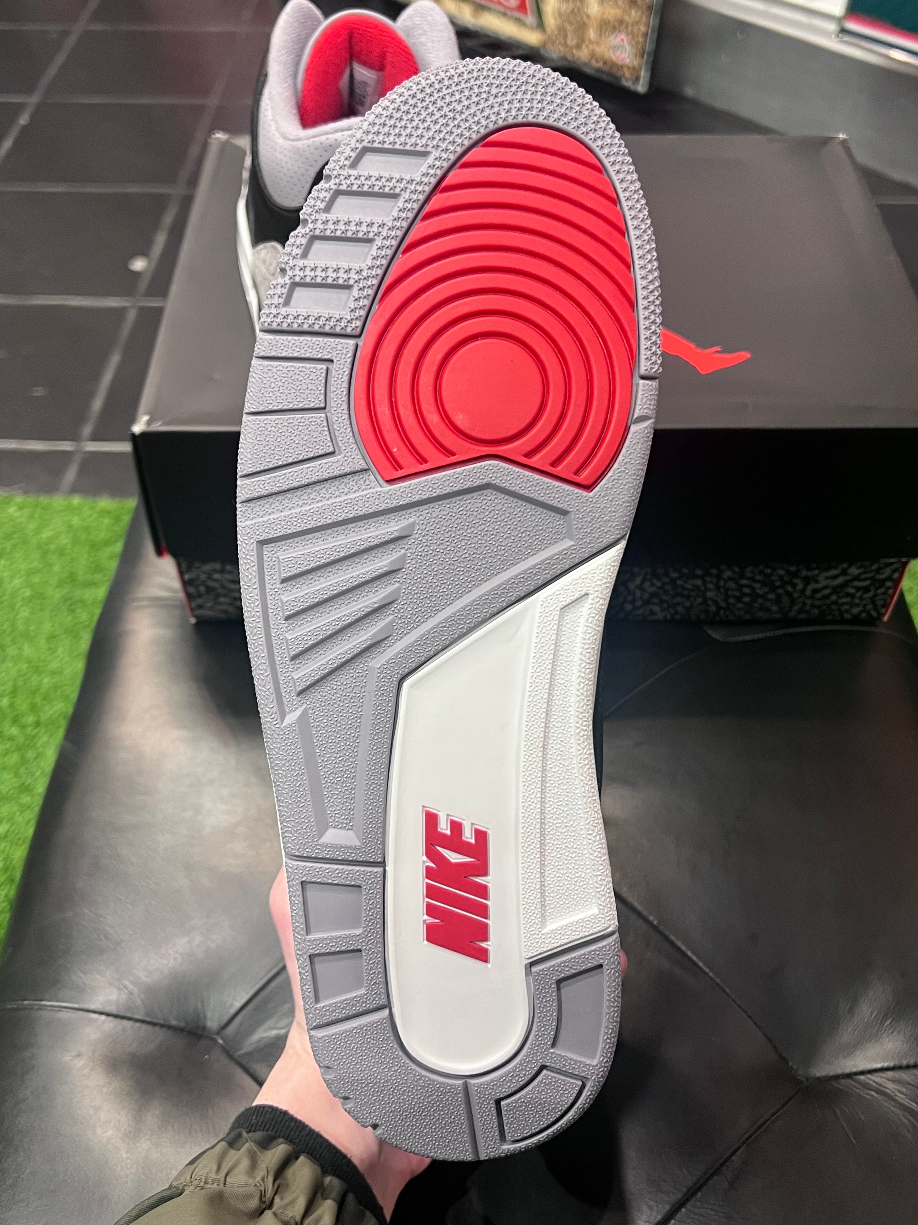 Men’s Air Jordan 3 Black Cement Size 11.5 Shoes