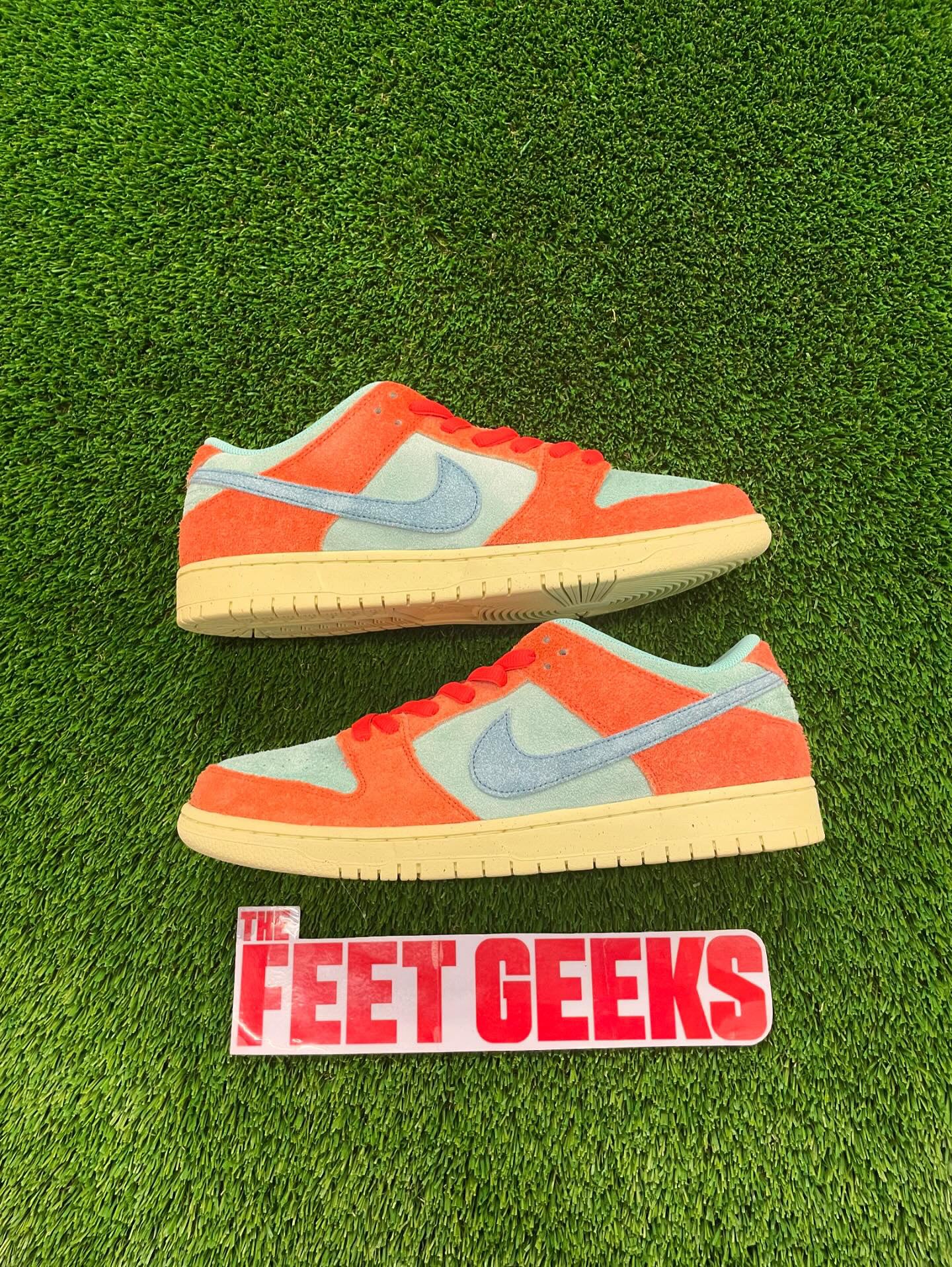 Men’s Nike SB Dunk Low Orange Aqua Size 11.5 Shoes Brand New