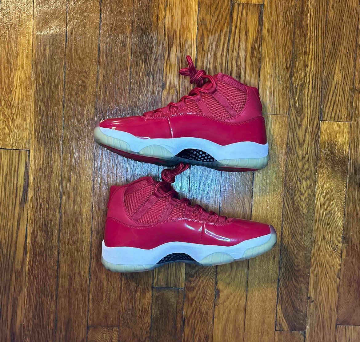 Air Jordan 11 Retro Win Like 96 Size 9 Men Shoes