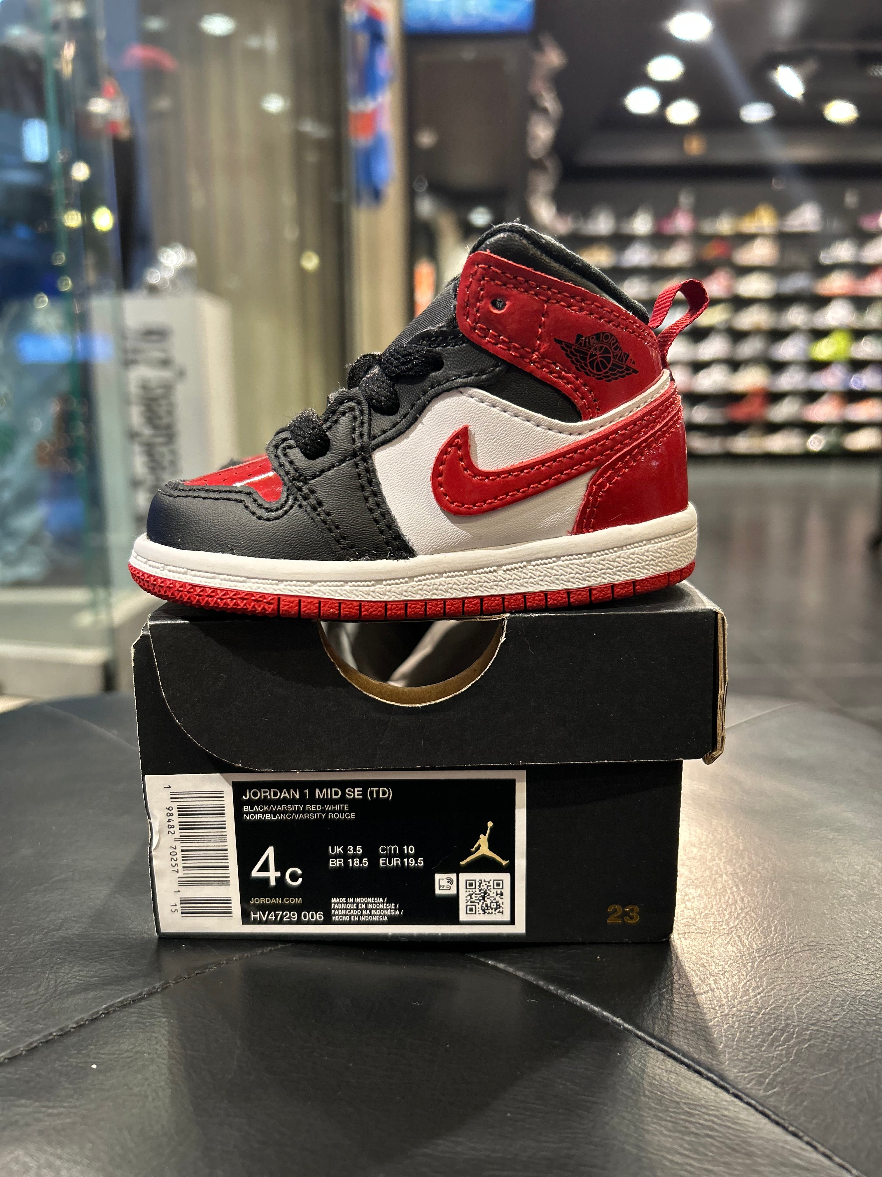 Nike Air Jordan 1 Mid SE Patent Bred Toe size 4c