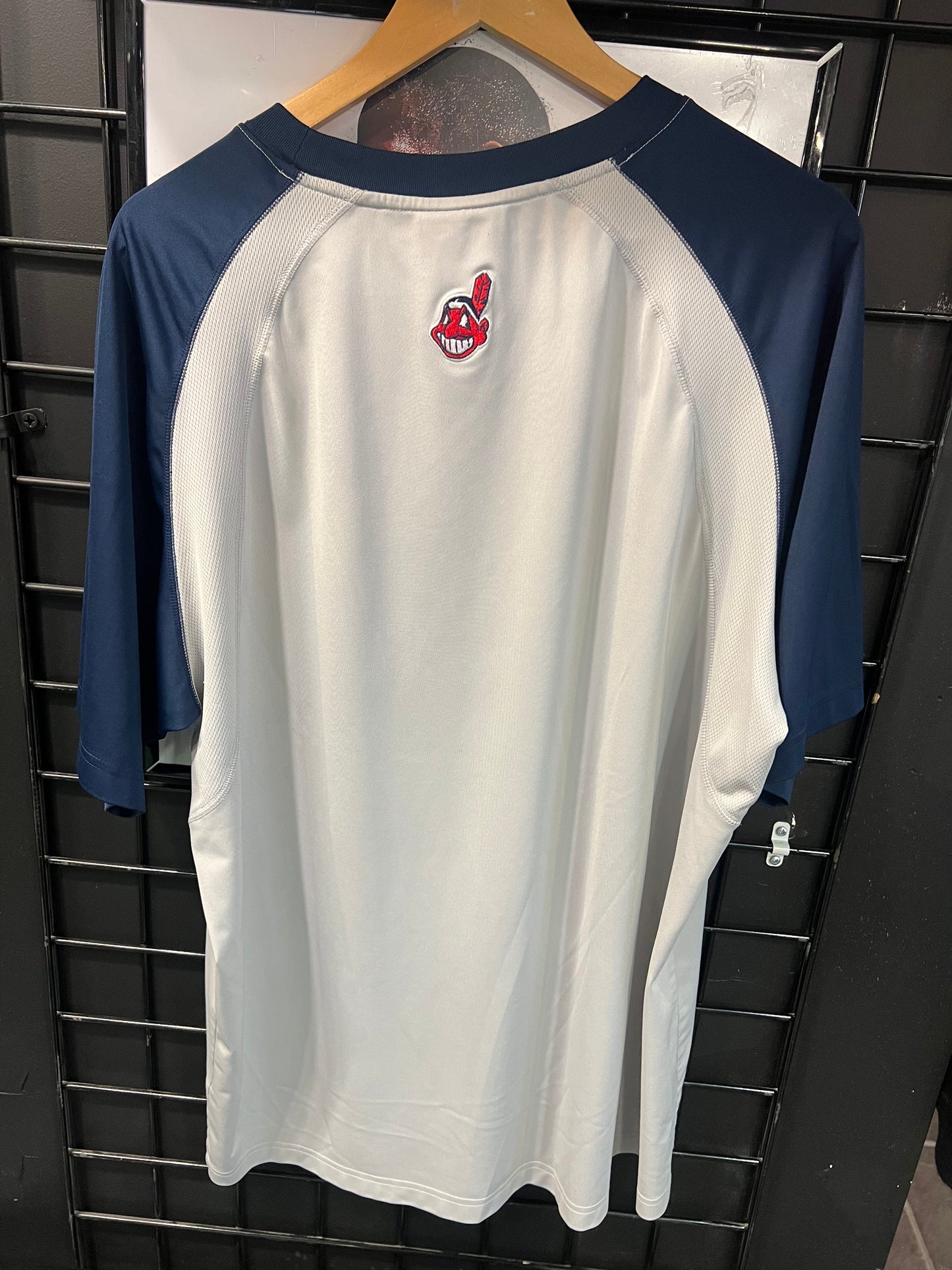 Men’s Nike Cleveland Indians Warm Up Size XL