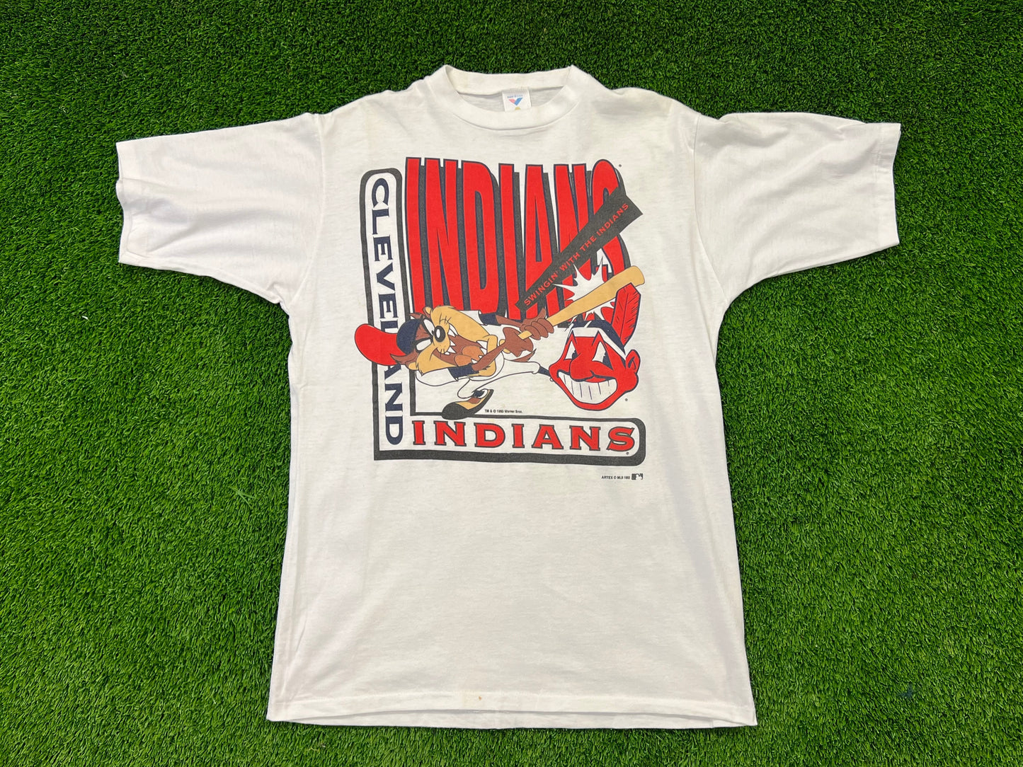 Men’s Jostens Cleveland Indians Taz Tee Size L