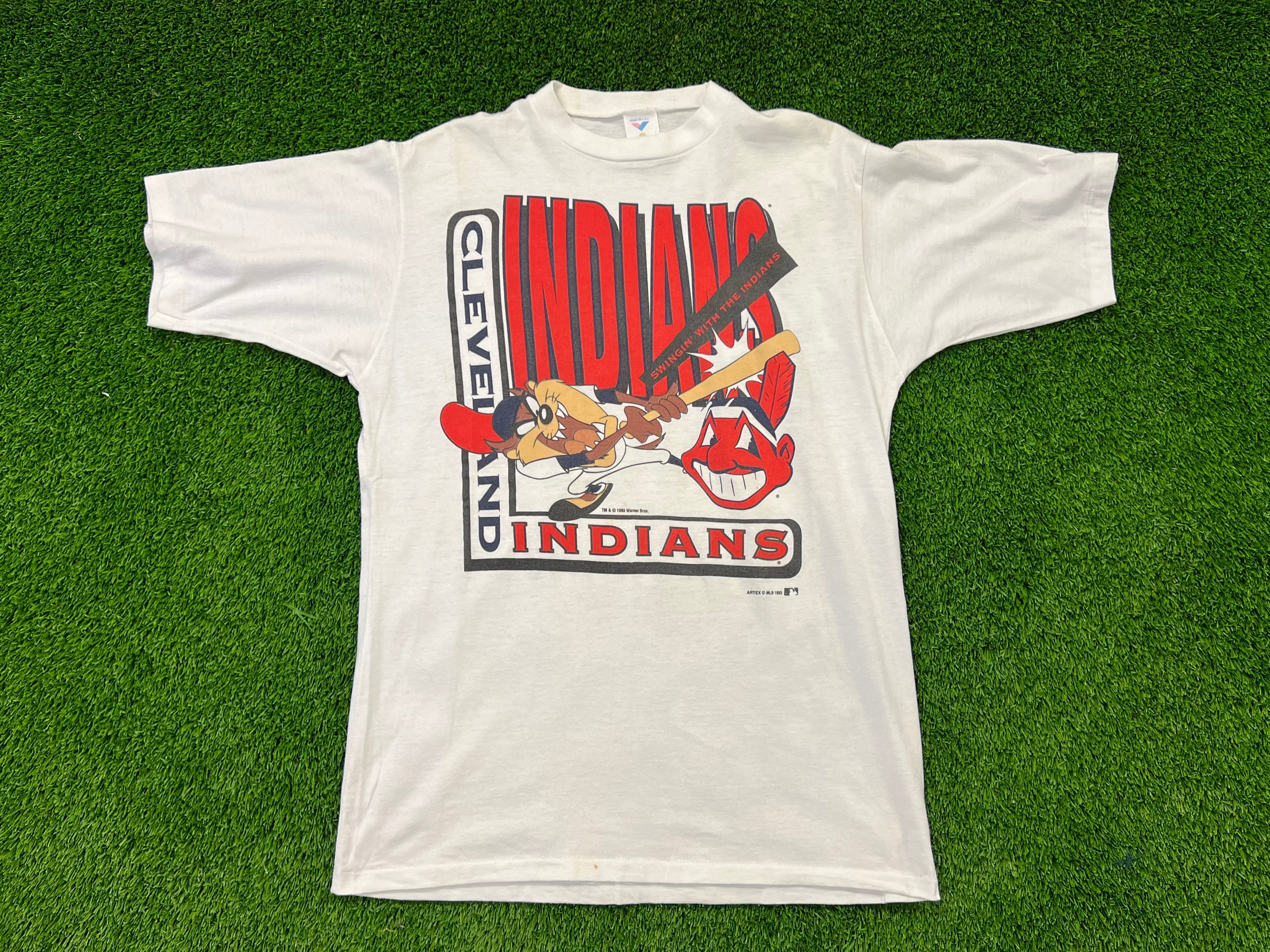 Men’s Jostens Cleveland Indians Taz Tee Size L