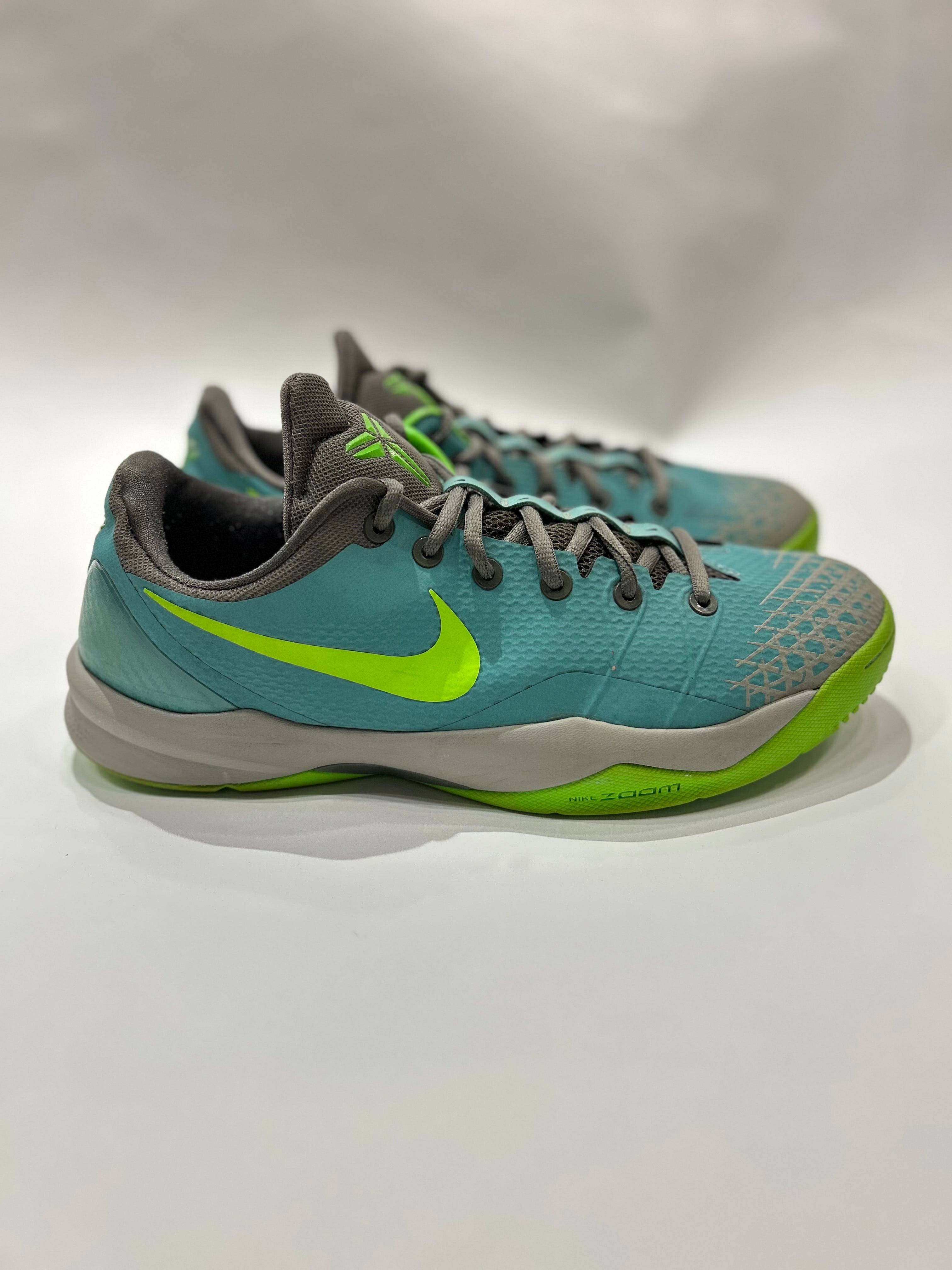 Nike Kobe Venomenon 4 Men’s Basketball Shoes Size 11.5
