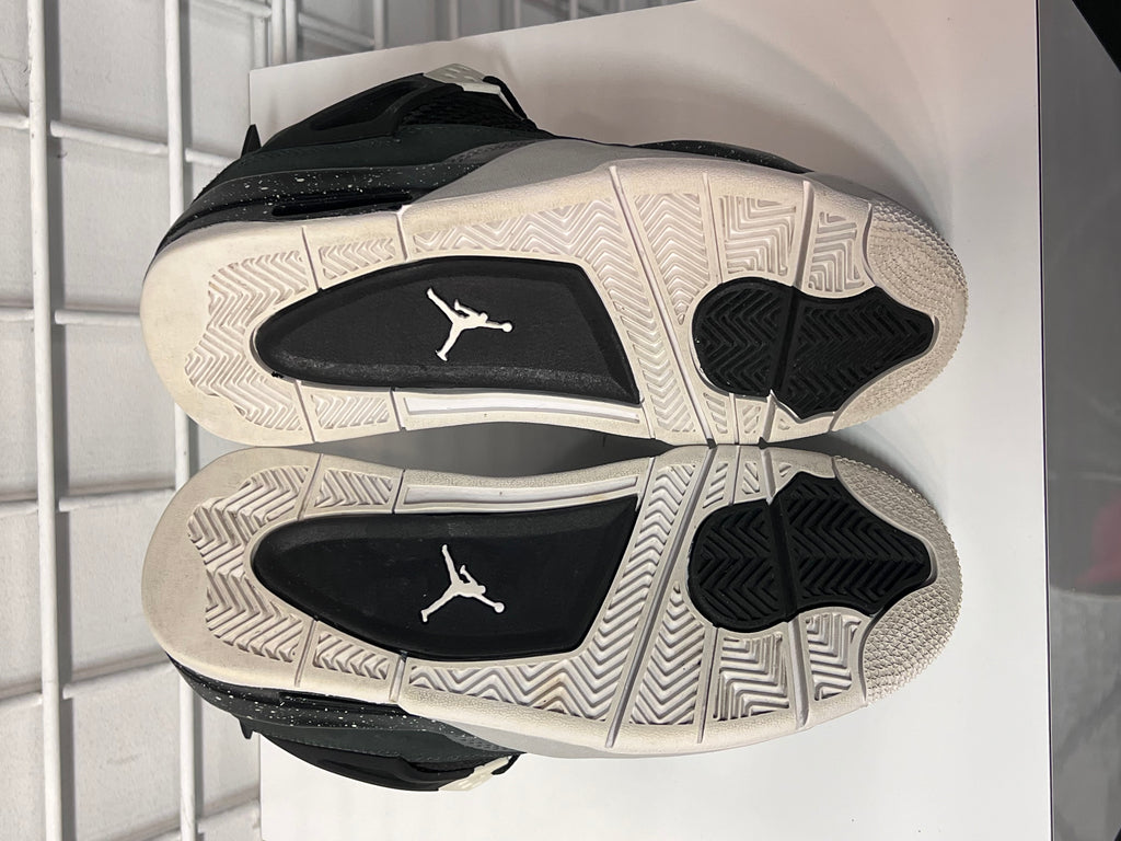 Air Jordan 4 Fear Size 5y Gradeschool Shoes